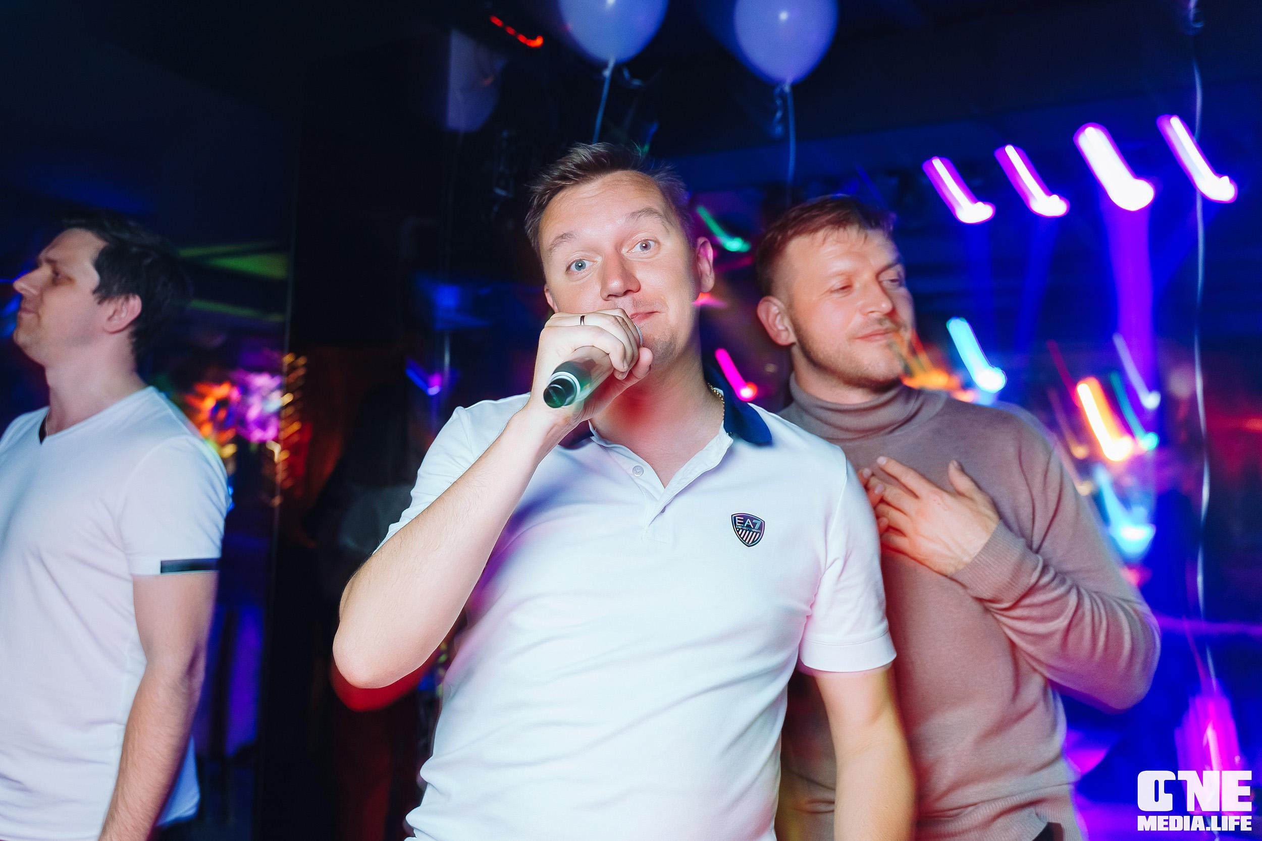 Фоторепортаж из караоке-клуба Эйфория. One Media Life: фоторепортажи, фотоотчеты с мероприятий и заведений
