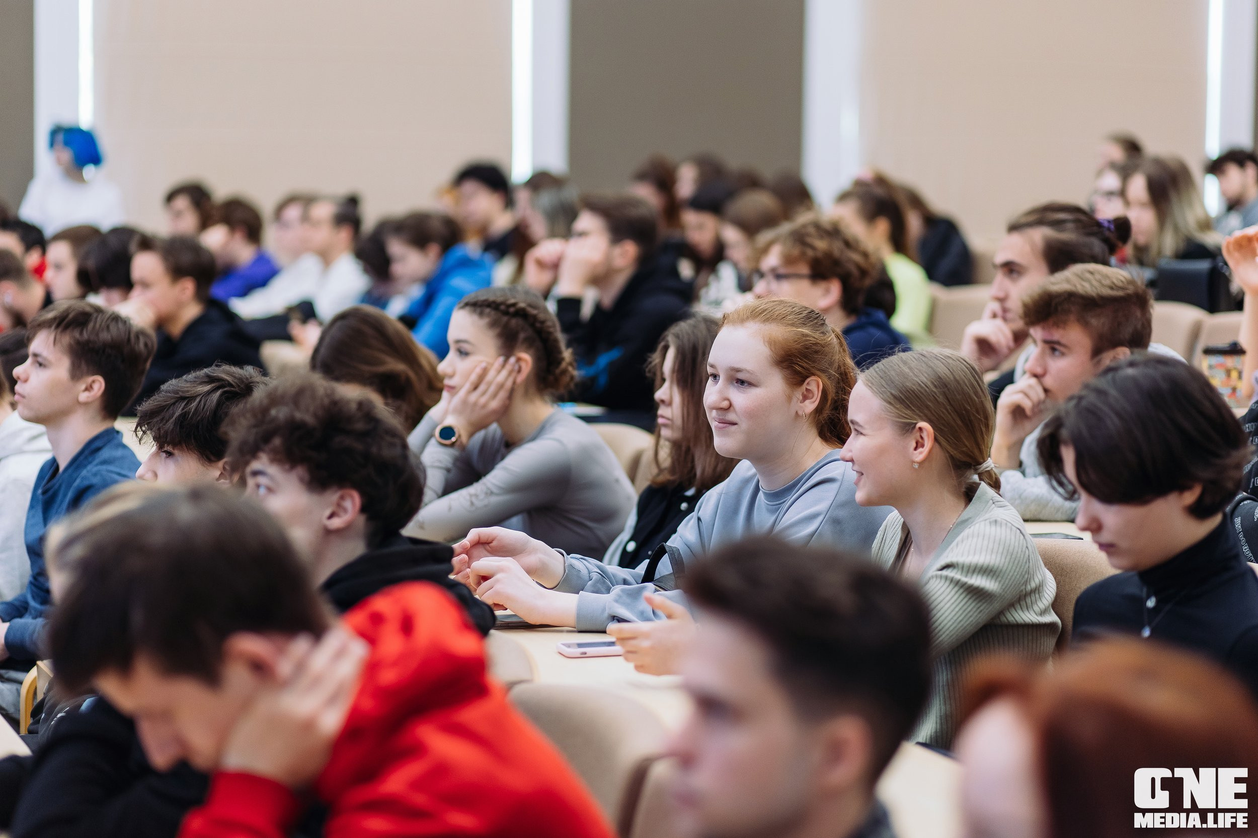 Серия лекция по искусственному интеллекту. One Media Life: фоторепортажи, фотоотчеты с мероприятий и заведений