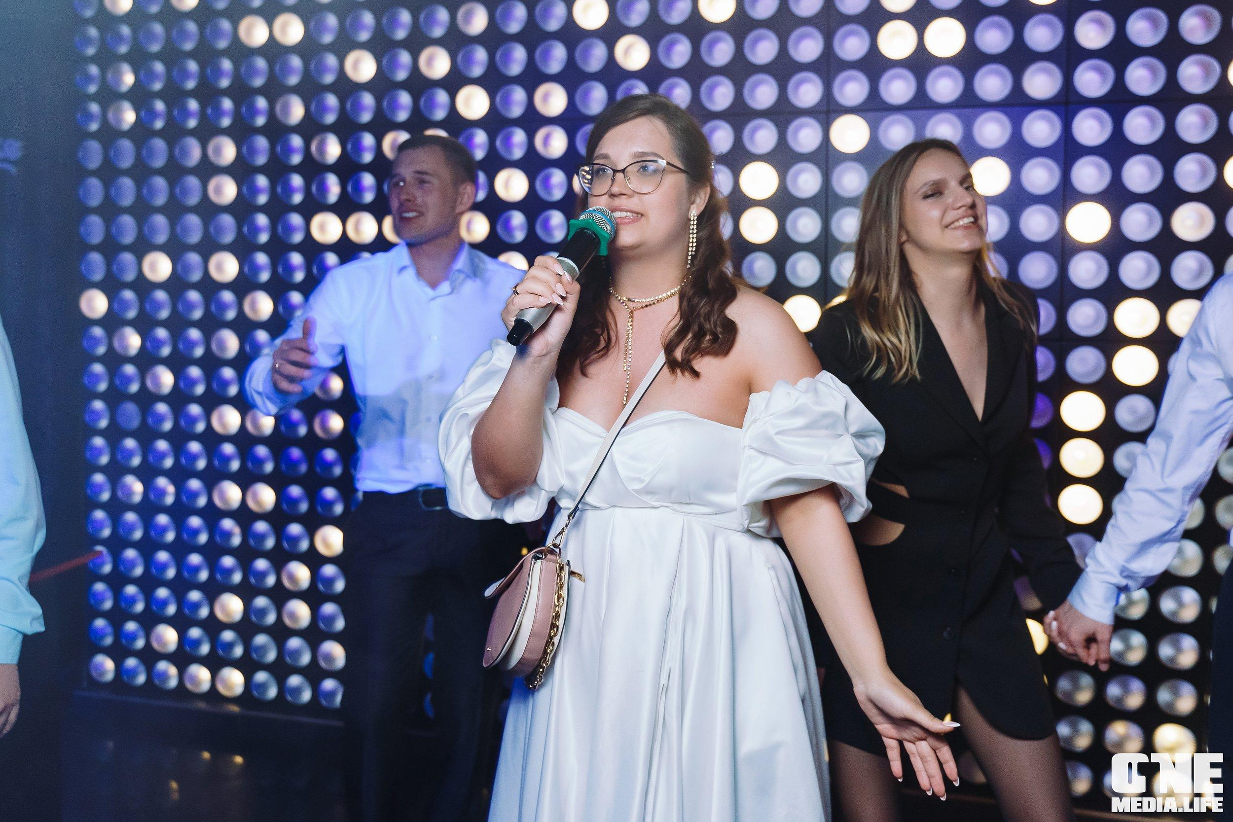 Фоторепортаж из караоке-клуба Эфория. One Media Life: фоторепортажи, фотоотчеты с мероприятий и заведений