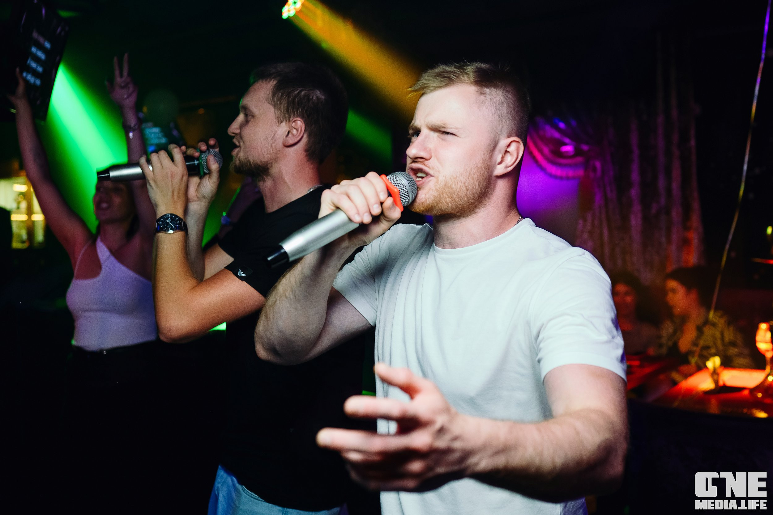 Фоторепортаж из караоке-клуба Эйфория. One Media Life: фоторепортажи, фотоотчеты с мероприятий и заведений