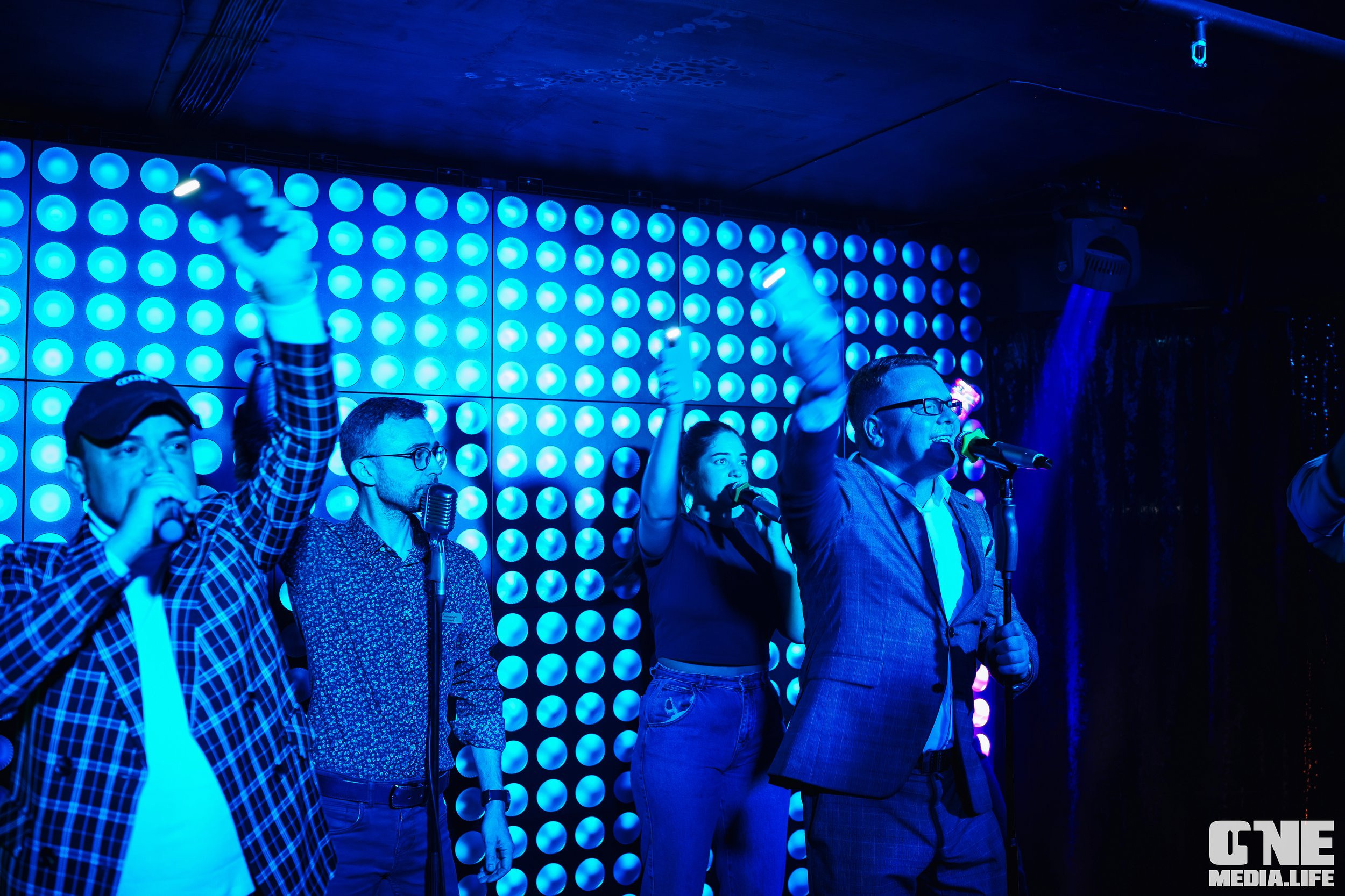 Фоторепортаж из караоке-клуба Эйфория. One Media Life: фоторепортажи, фотоотчеты с мероприятий и заведений