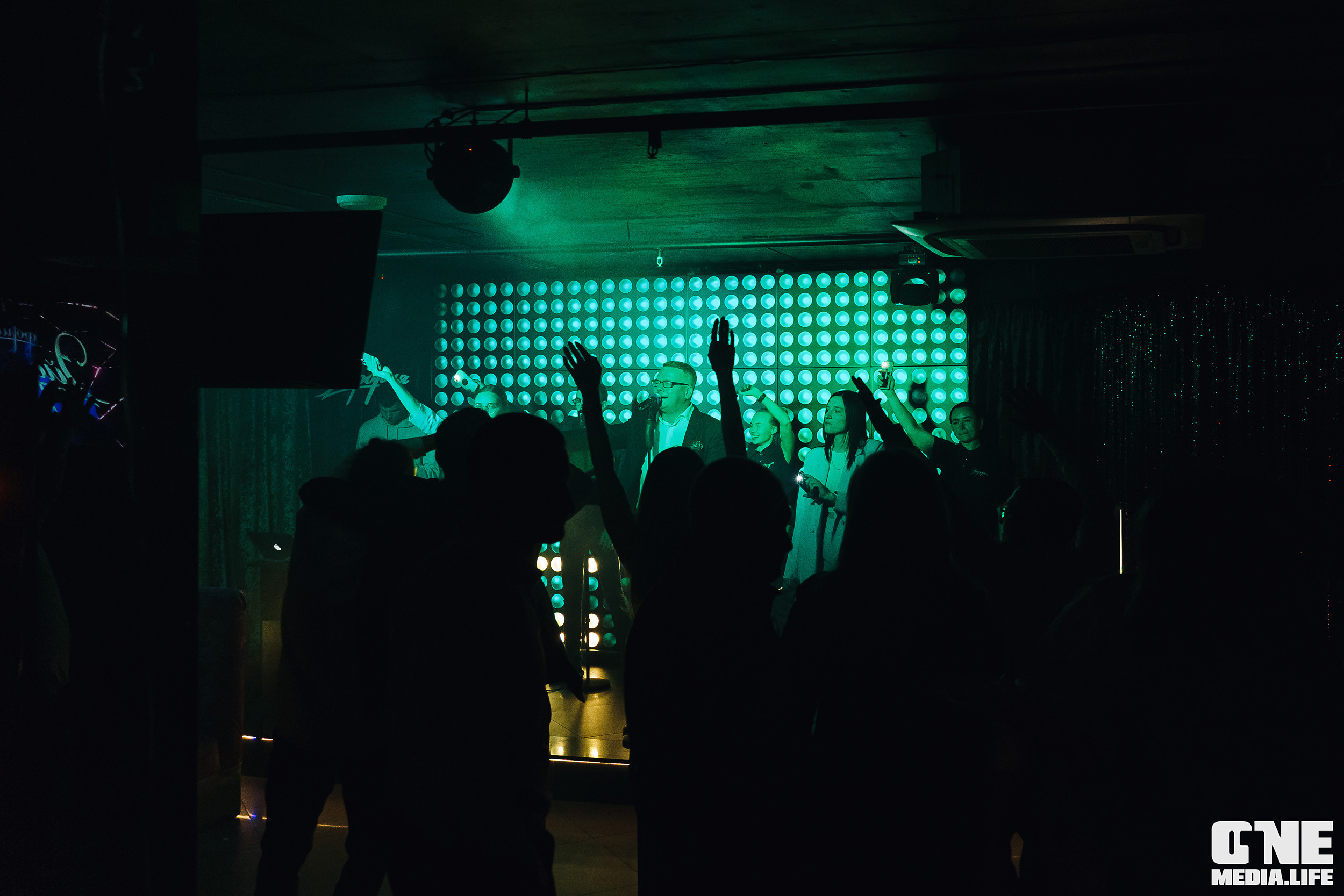 Фоторепортаж из караоке-клуба Эйфория. One Media Life: фоторепортажи, фотоотчеты с мероприятий и заведений