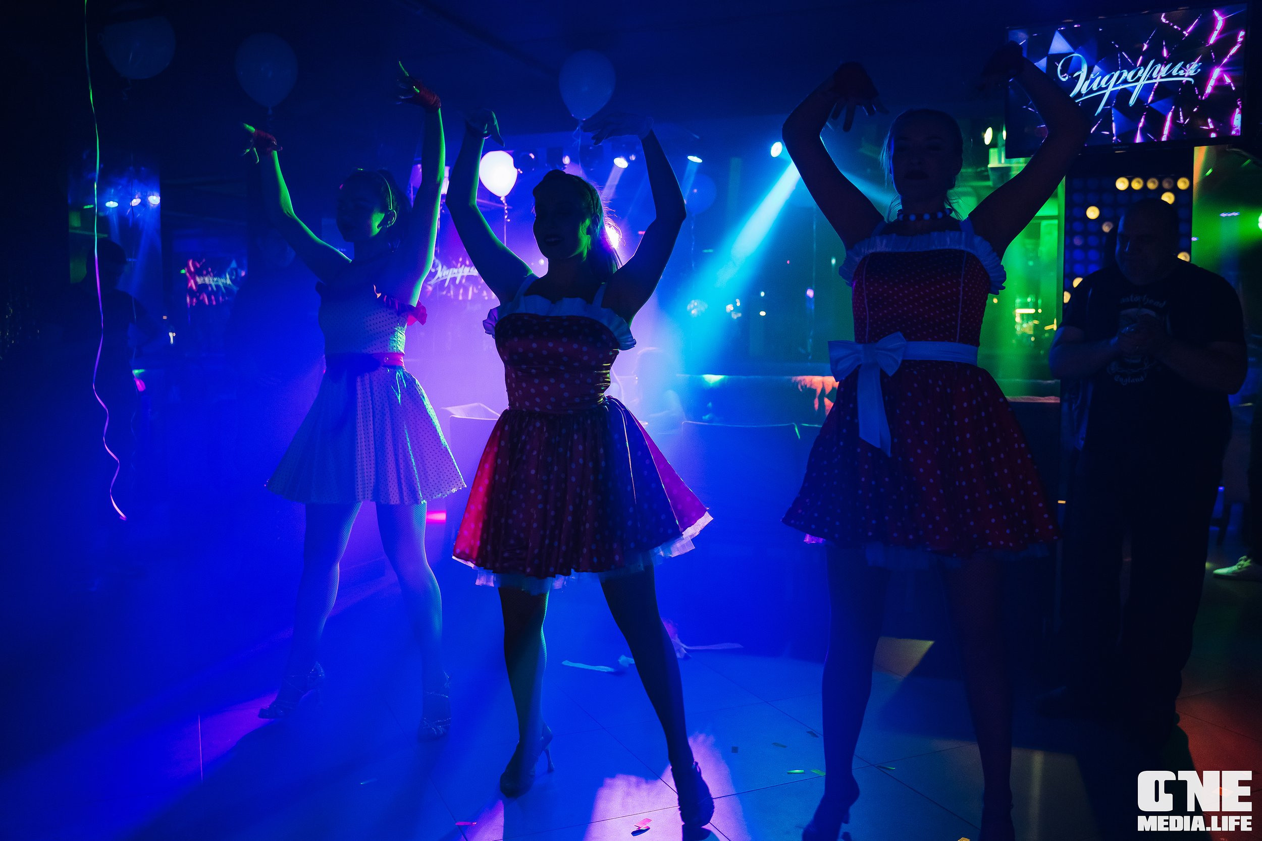 Фоторепортаж из караоке-клуба Эйфория. One Media Life: фоторепортажи, фотоотчеты с мероприятий и заведений