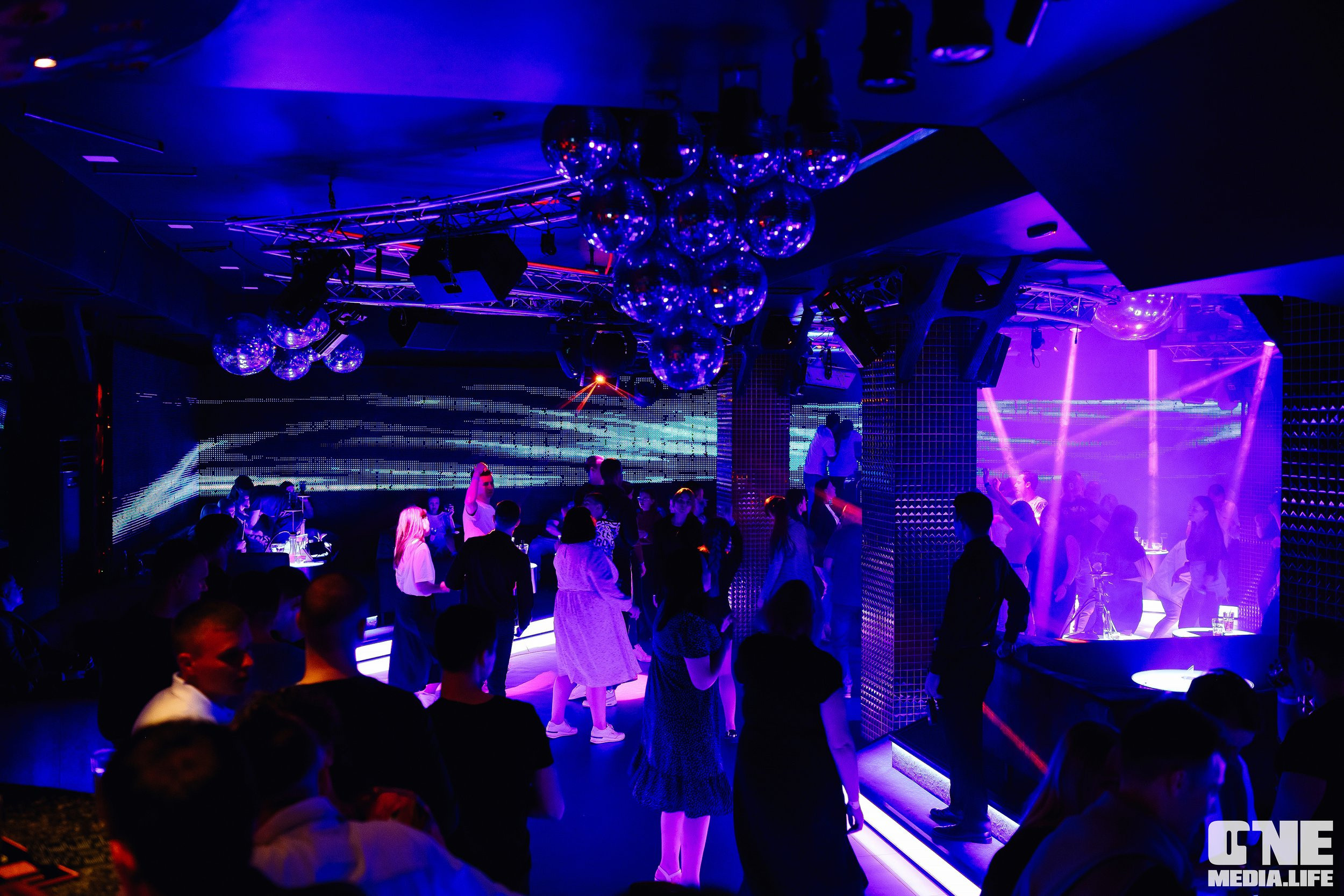 Пятничный репортаж из РК Планета. One Media Life: фоторепортажи, фотоотчеты с мероприятий и заведений