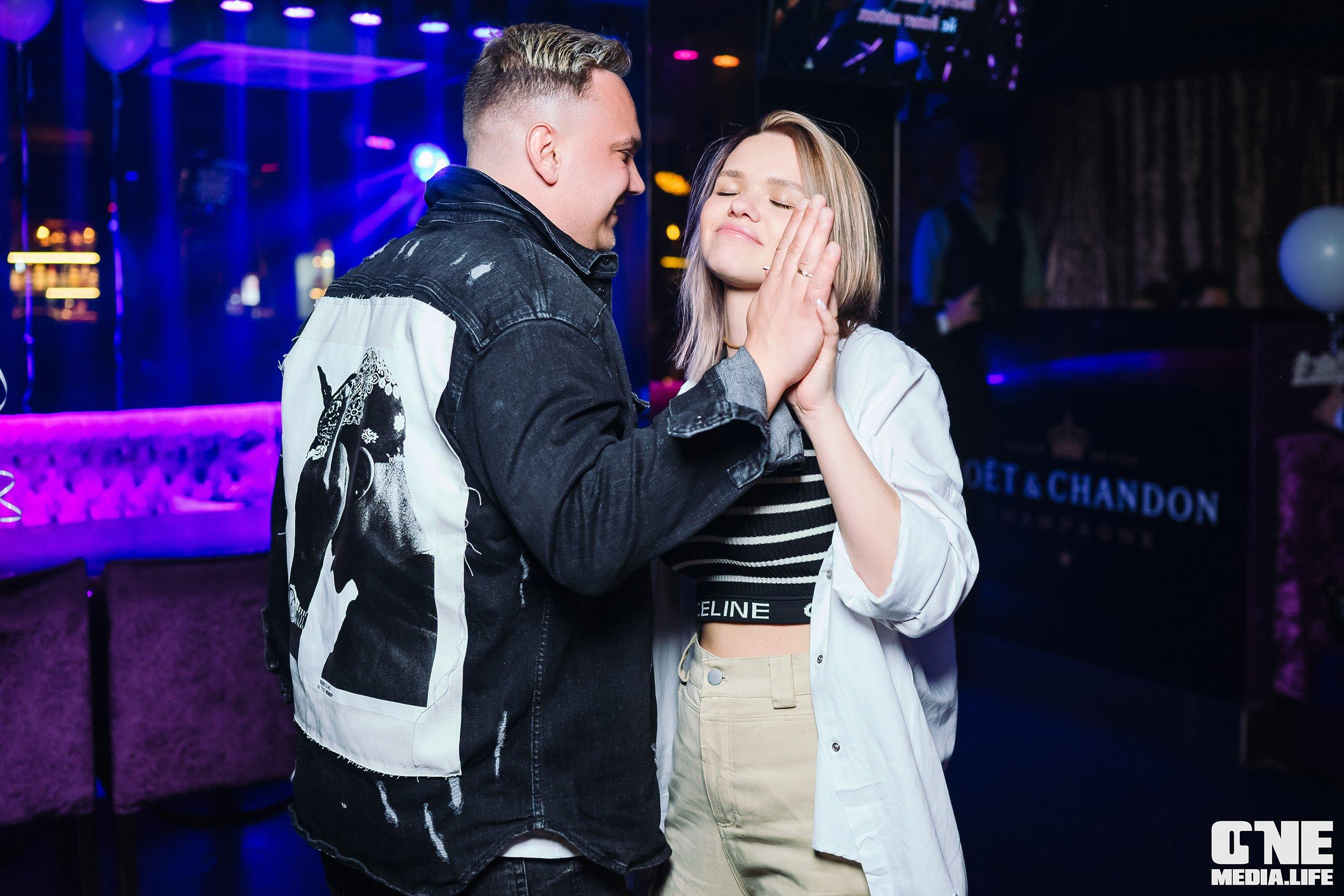 Фоторепортаж из караоке-клуба Эйфория. One Media Life: фоторепортажи, фотоотчеты с мероприятий и заведений