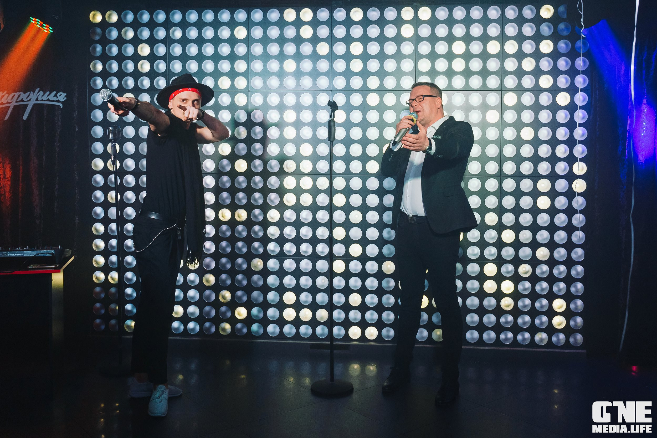 Фоторепортаж из караоке-клуба Эйфория. One Media Life: фоторепортажи, фотоотчеты с мероприятий и заведений