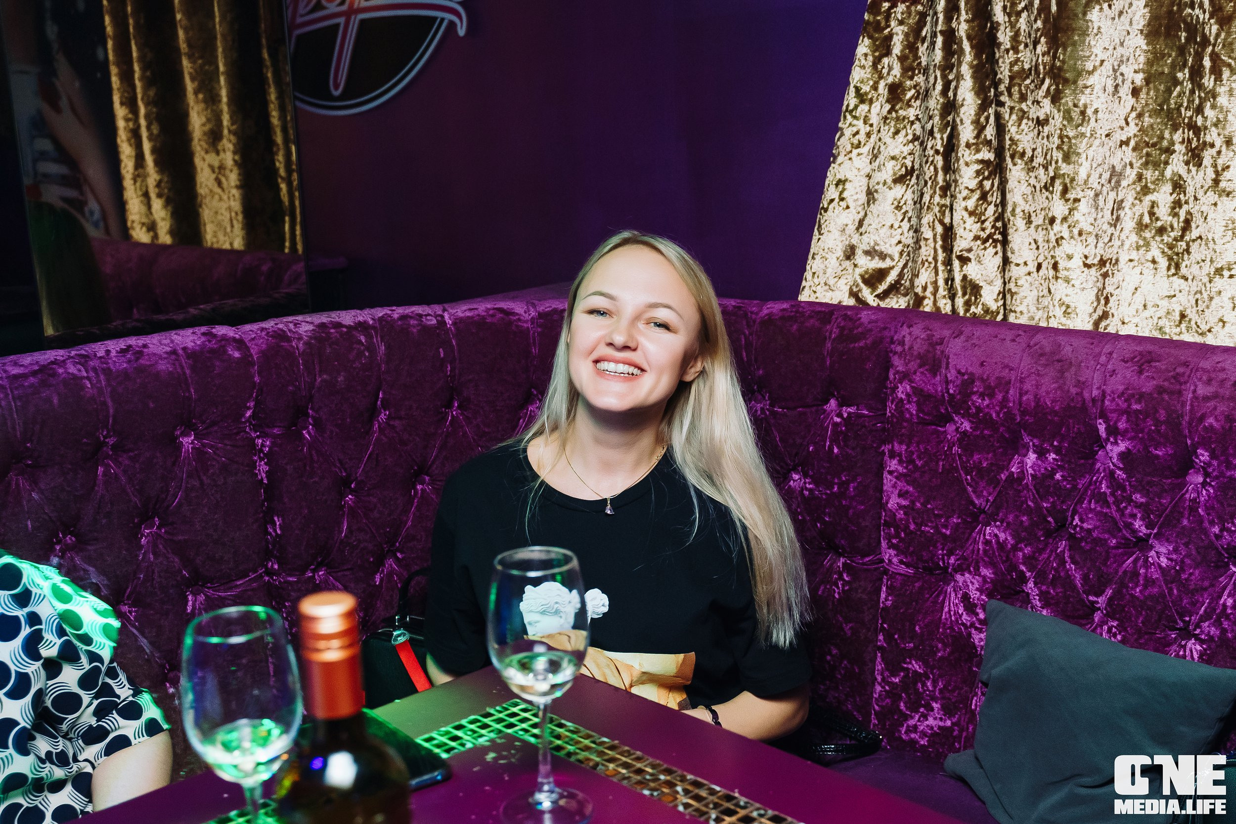 Фоторепортаж из караоке-клуба Эфория. One Media Life: фоторепортажи, фотоотчеты с мероприятий и заведений