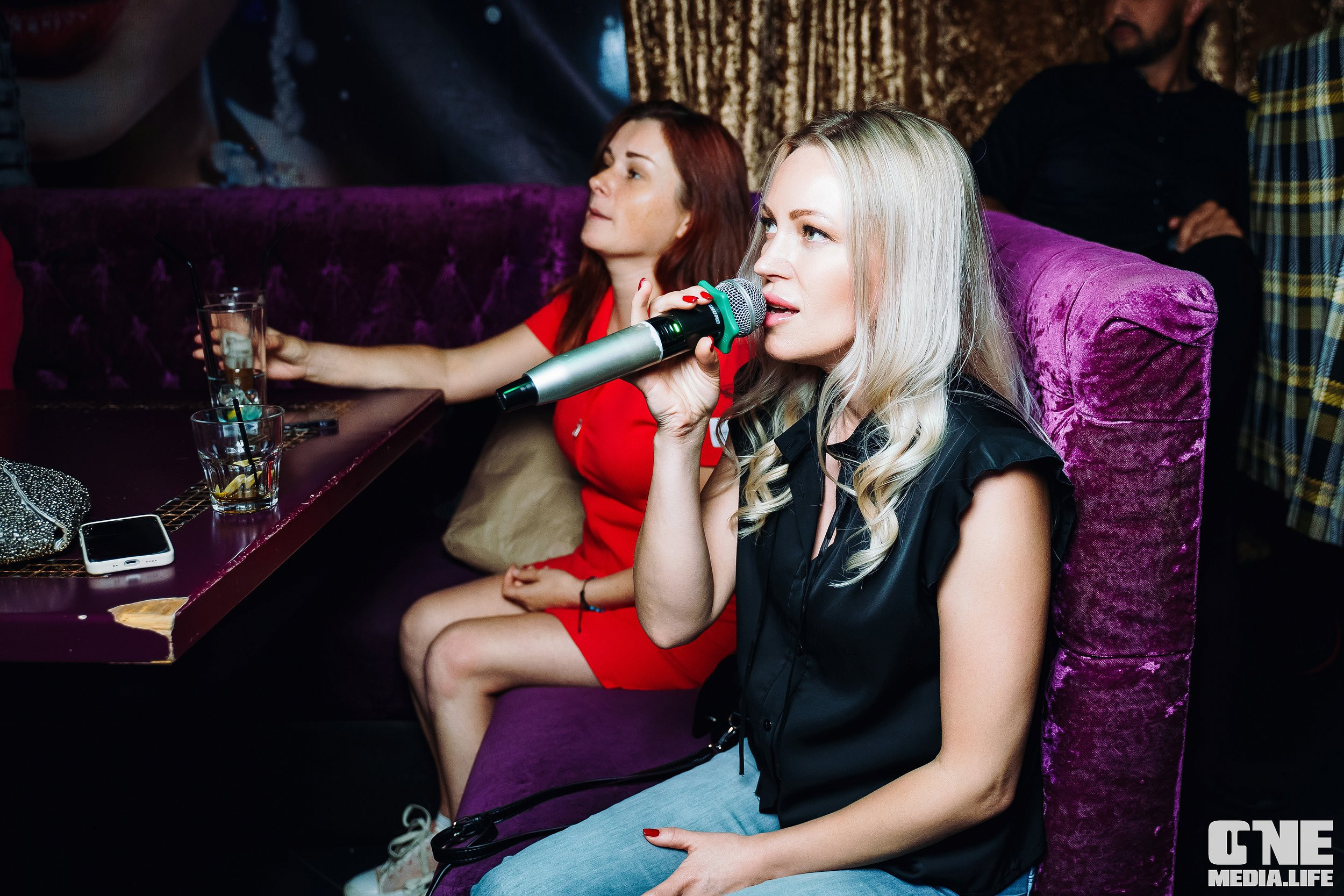 Фоторепортаж из караоке-клуба Эйфория. One Media Life: фоторепортажи, фотоотчеты с мероприятий и заведений