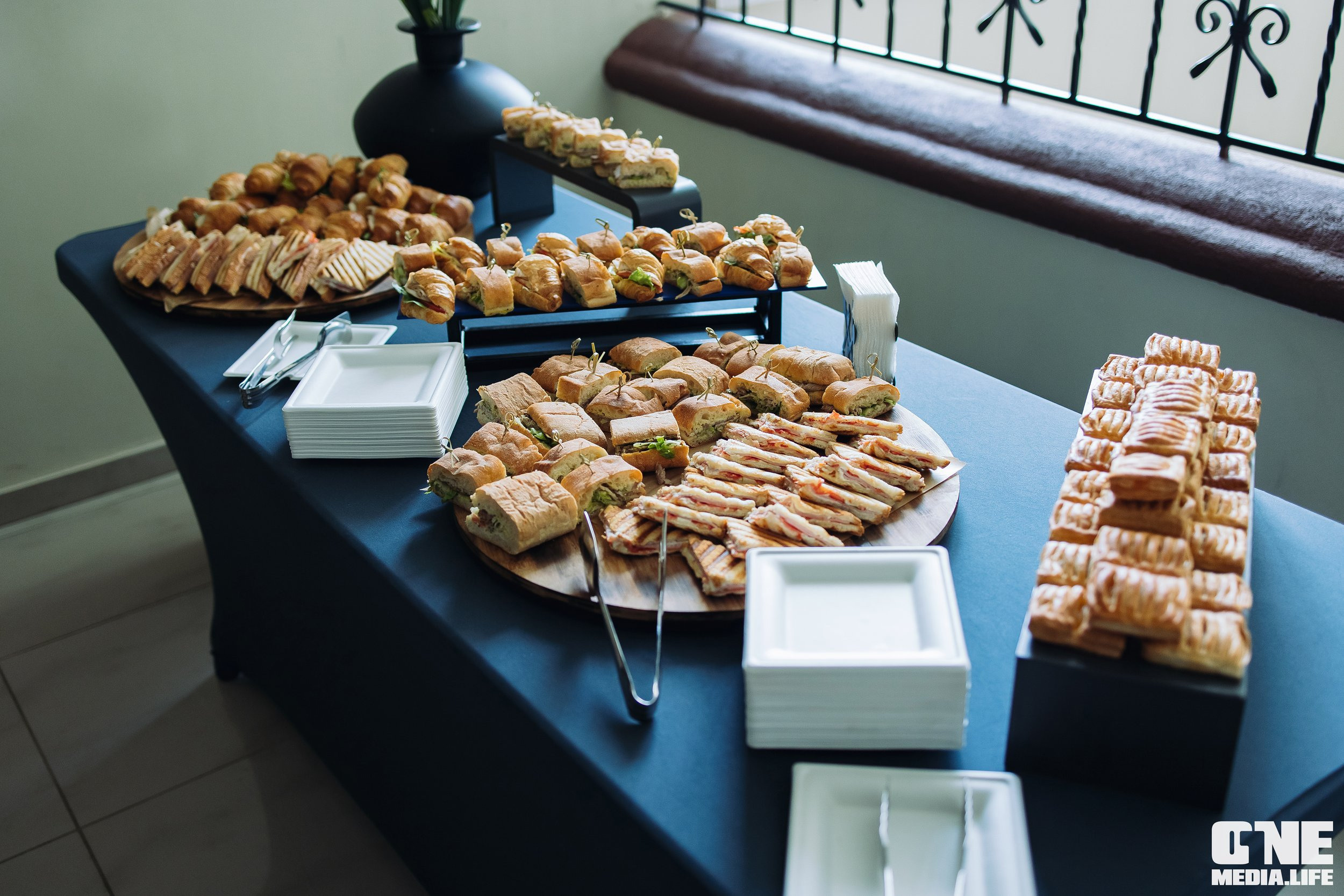 Серия лекция по искусственному интеллекту. One Media Life: фоторепортажи, фотоотчеты с мероприятий и заведений