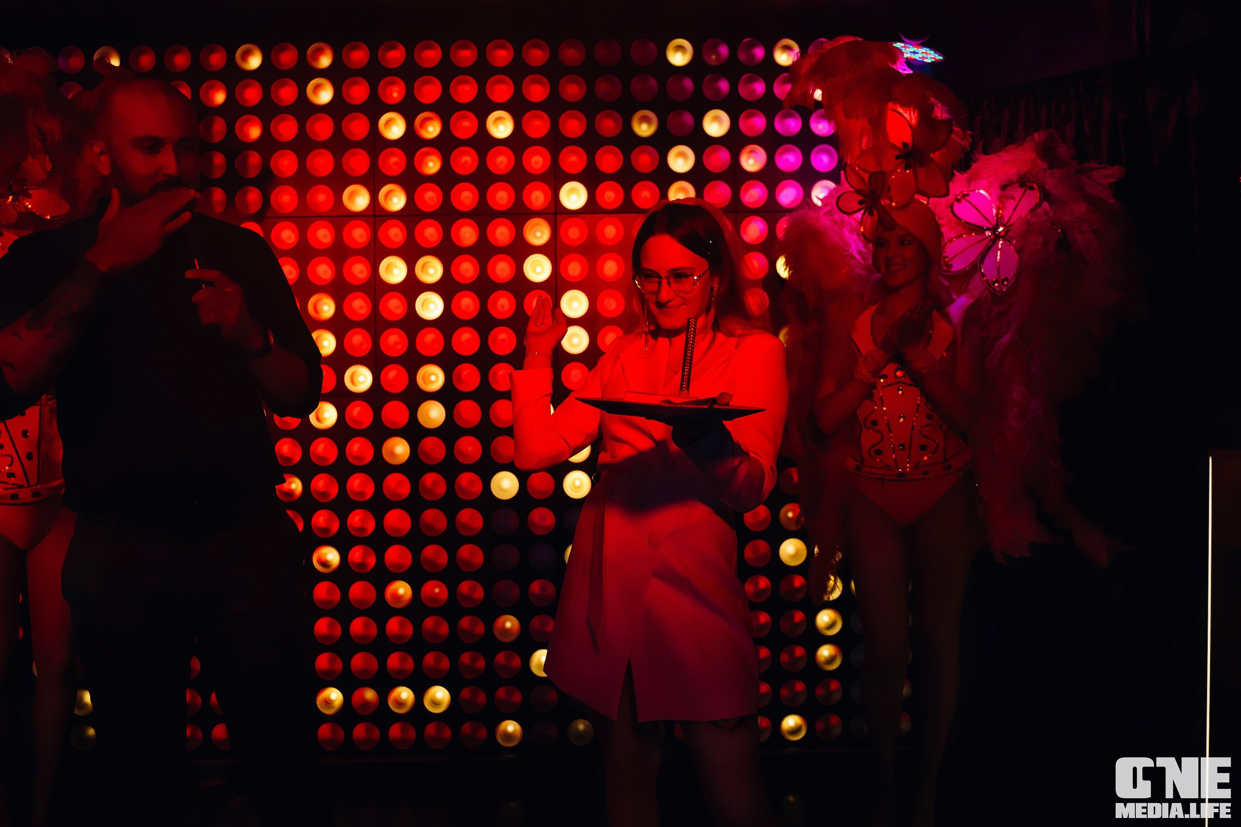 Фотоотчет из караоке-клуба Эйфория. One Media Life: фоторепортажи, фотоотчеты с мероприятий и заведений