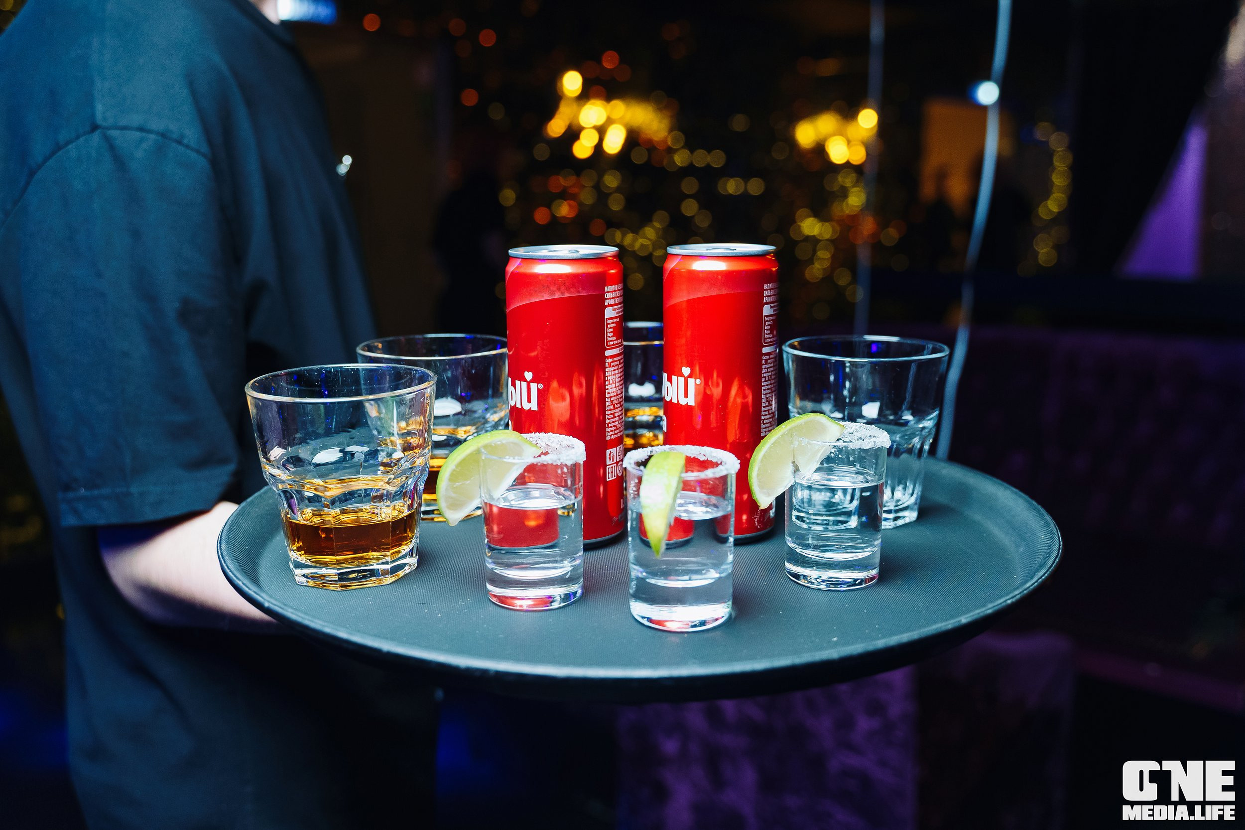 Фоторепортаж из караоке-клуба Эйфория. One Media Life: фоторепортажи, фотоотчеты с мероприятий и заведений