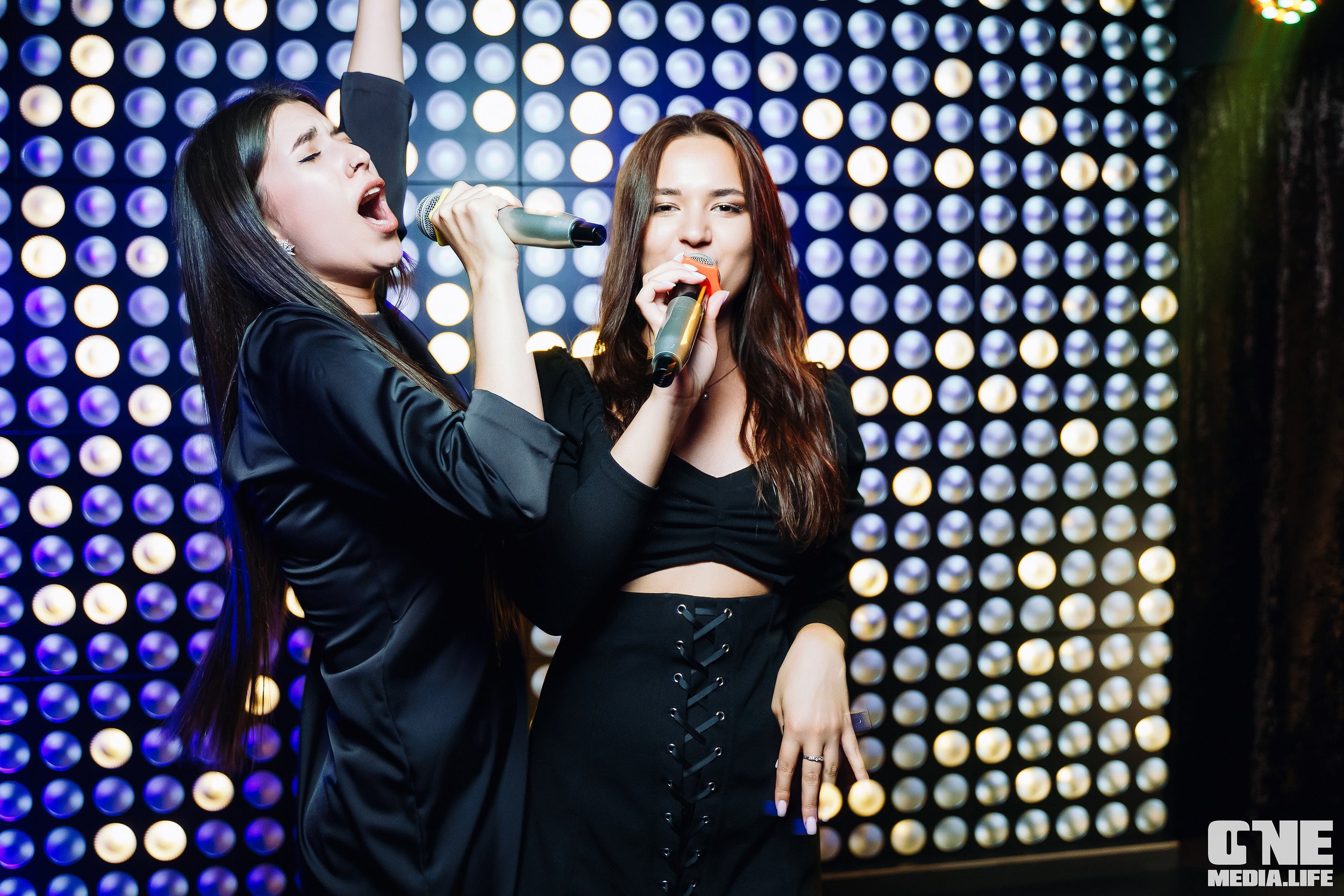 Фоторепортаж из караоке-клуба Эйфория. One Media Life: фоторепортажи, фотоотчеты с мероприятий и заведений