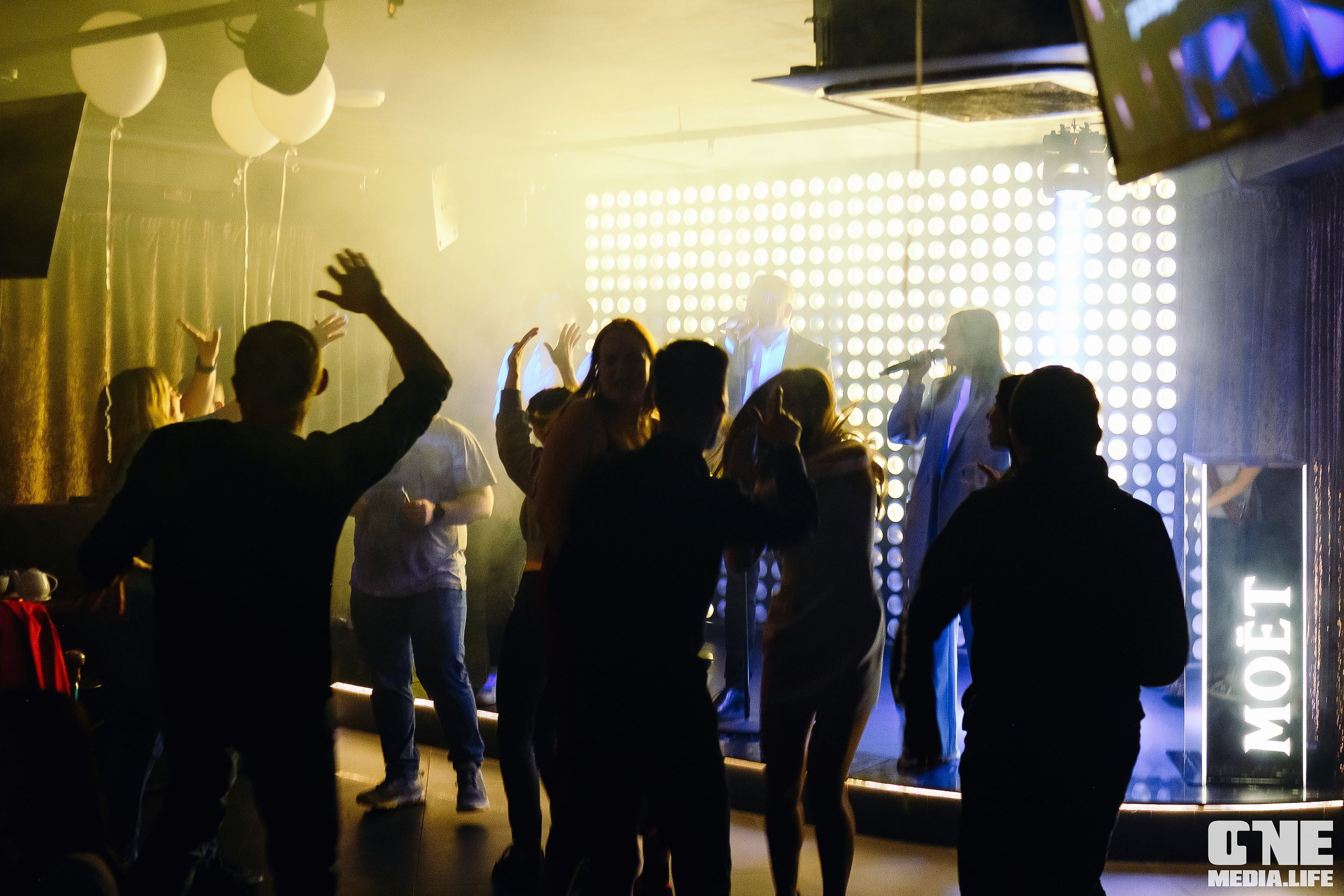 Фотоотчет из караоке-клуба Эйфория. One Media Life: фоторепортажи, фотоотчеты с мероприятий и заведений