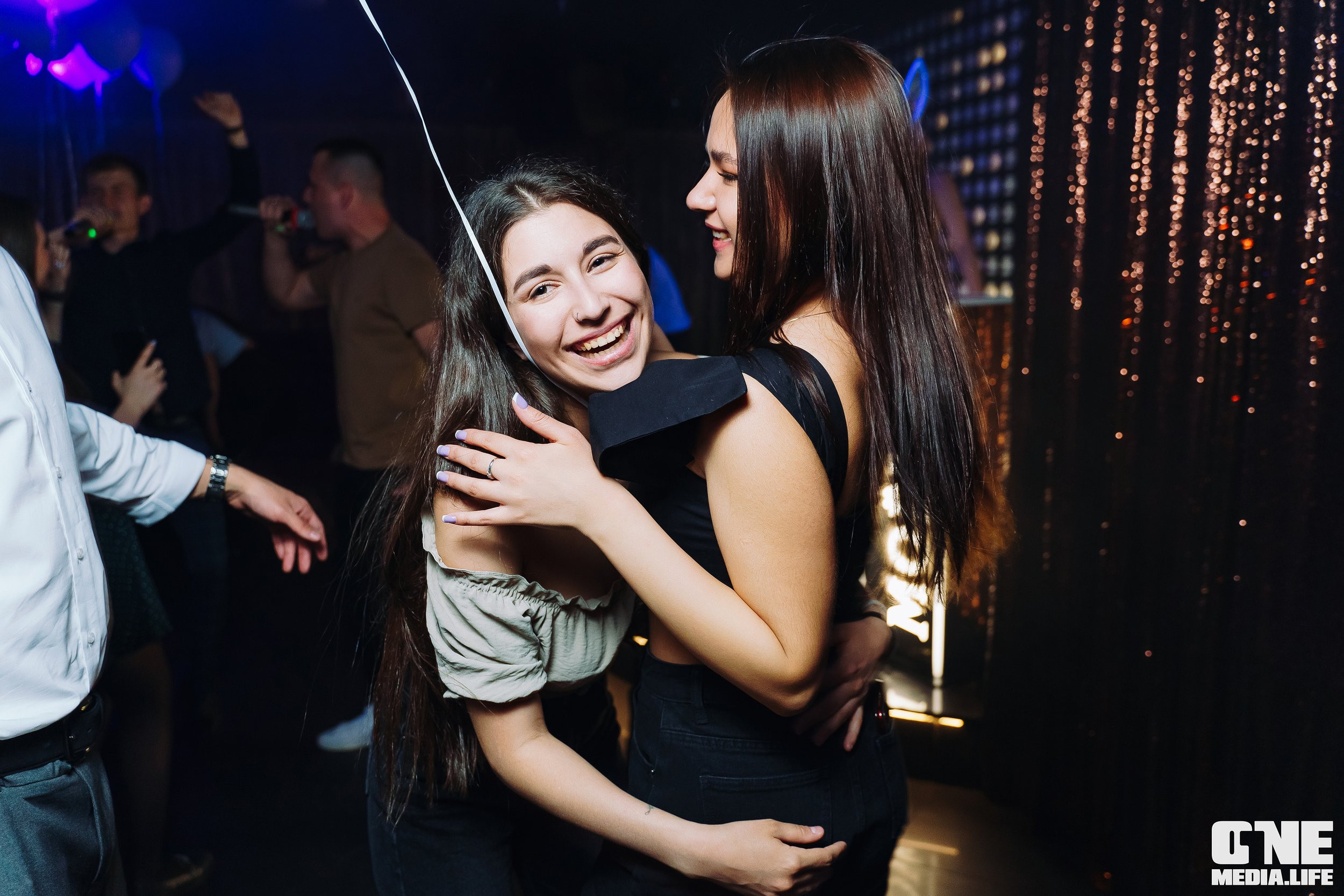 Фоторепортаж из караоке-клуба Эйфория. One Media Life: фоторепортажи, фотоотчеты с мероприятий и заведений