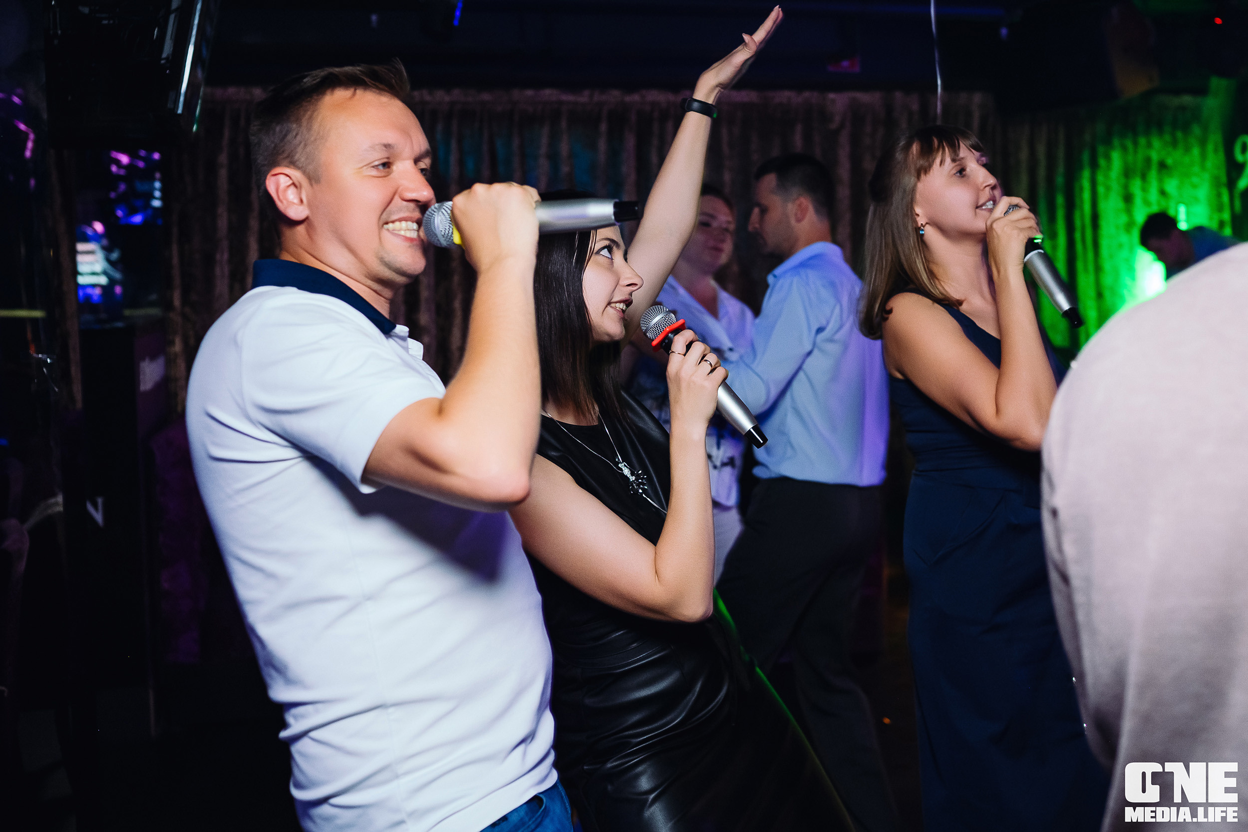 Фоторепортаж из караоке-клуба Эйфория. One Media Life: фоторепортажи, фотоотчеты с мероприятий и заведений