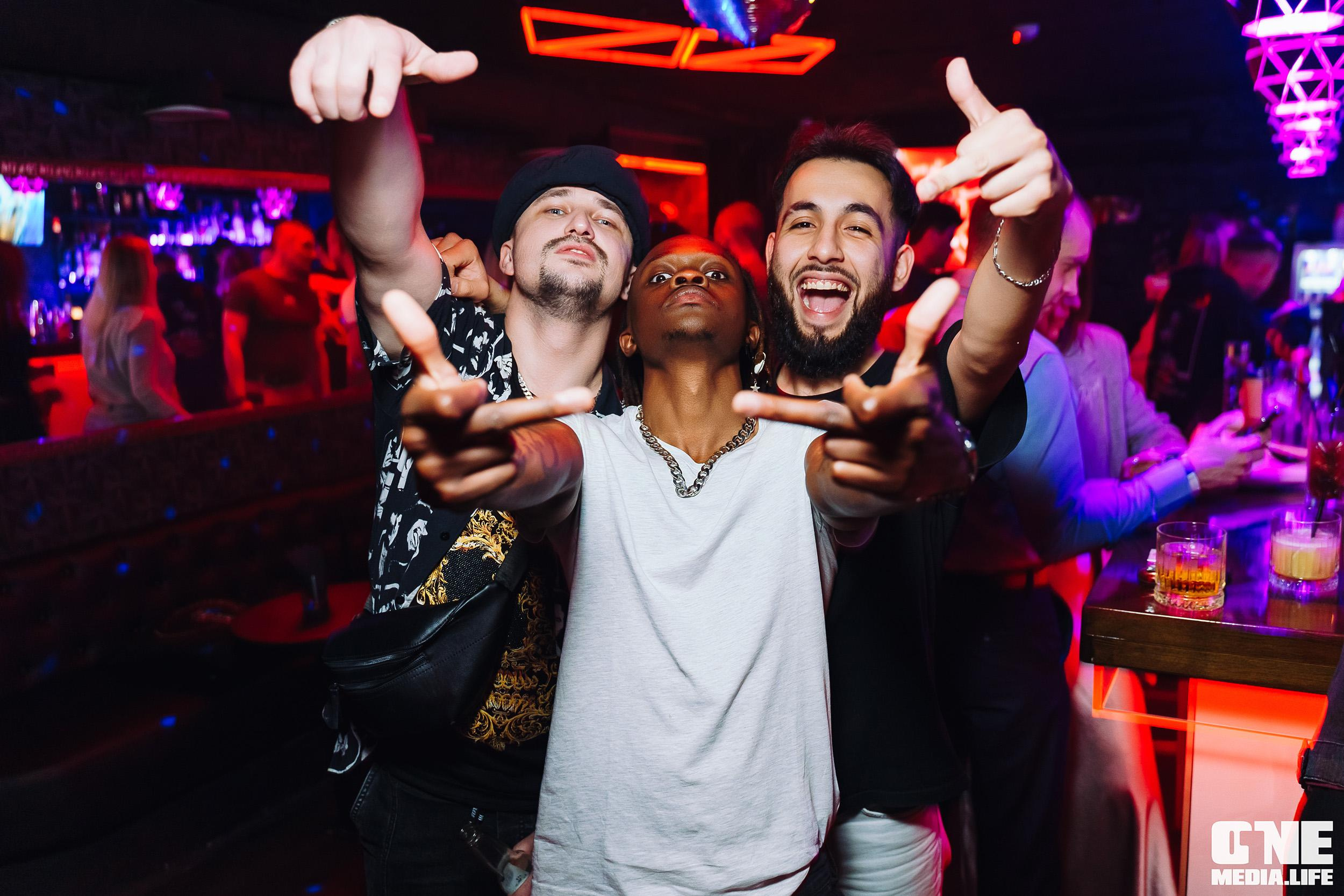 Фоторепортаж из SECRET Night Club. One Media Life: фоторепортажи, фотоотчеты с мероприятий и заведений