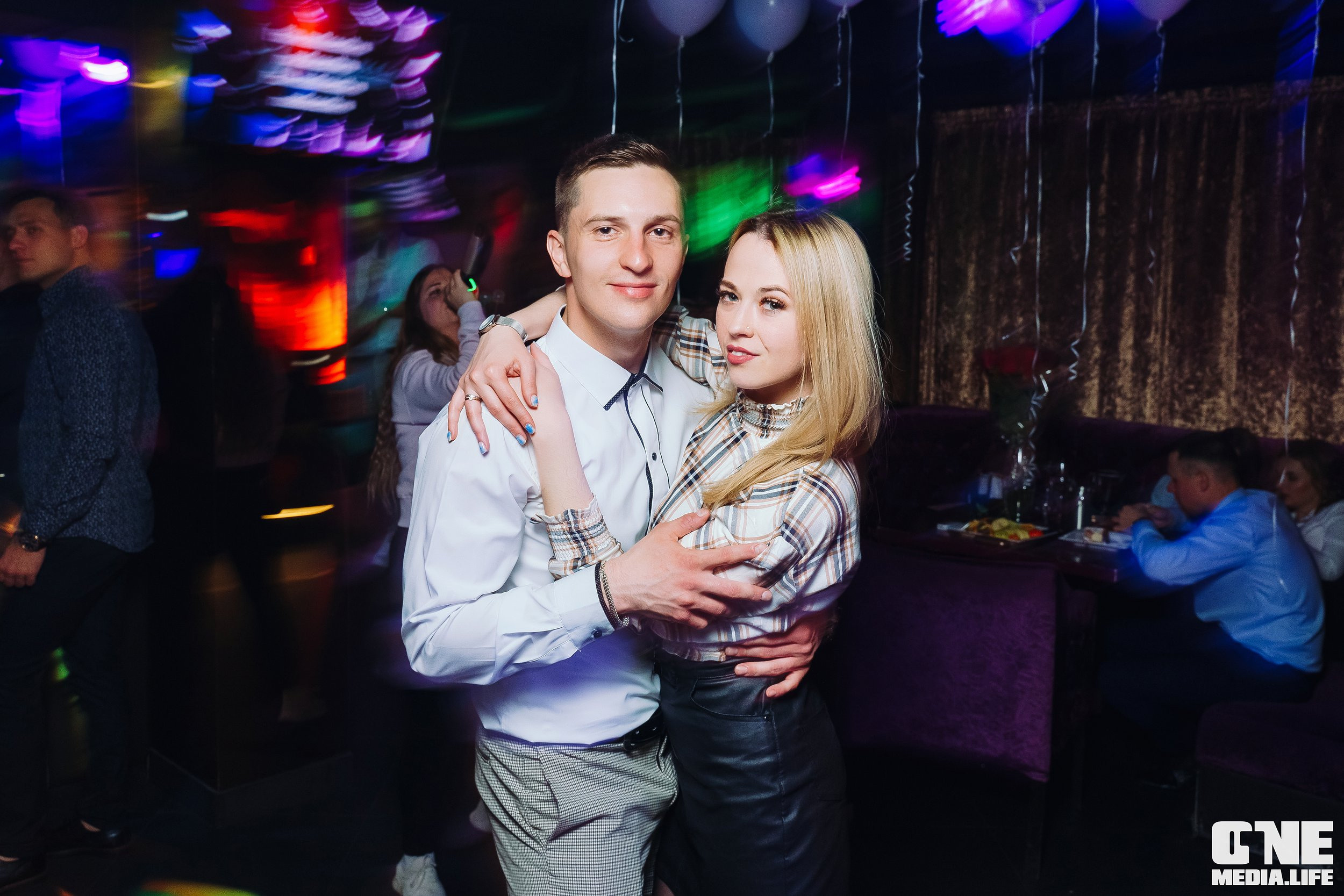 Фоторепортаж из караоке-клуба Эйфория. One Media Life: фоторепортажи, фотоотчеты с мероприятий и заведений