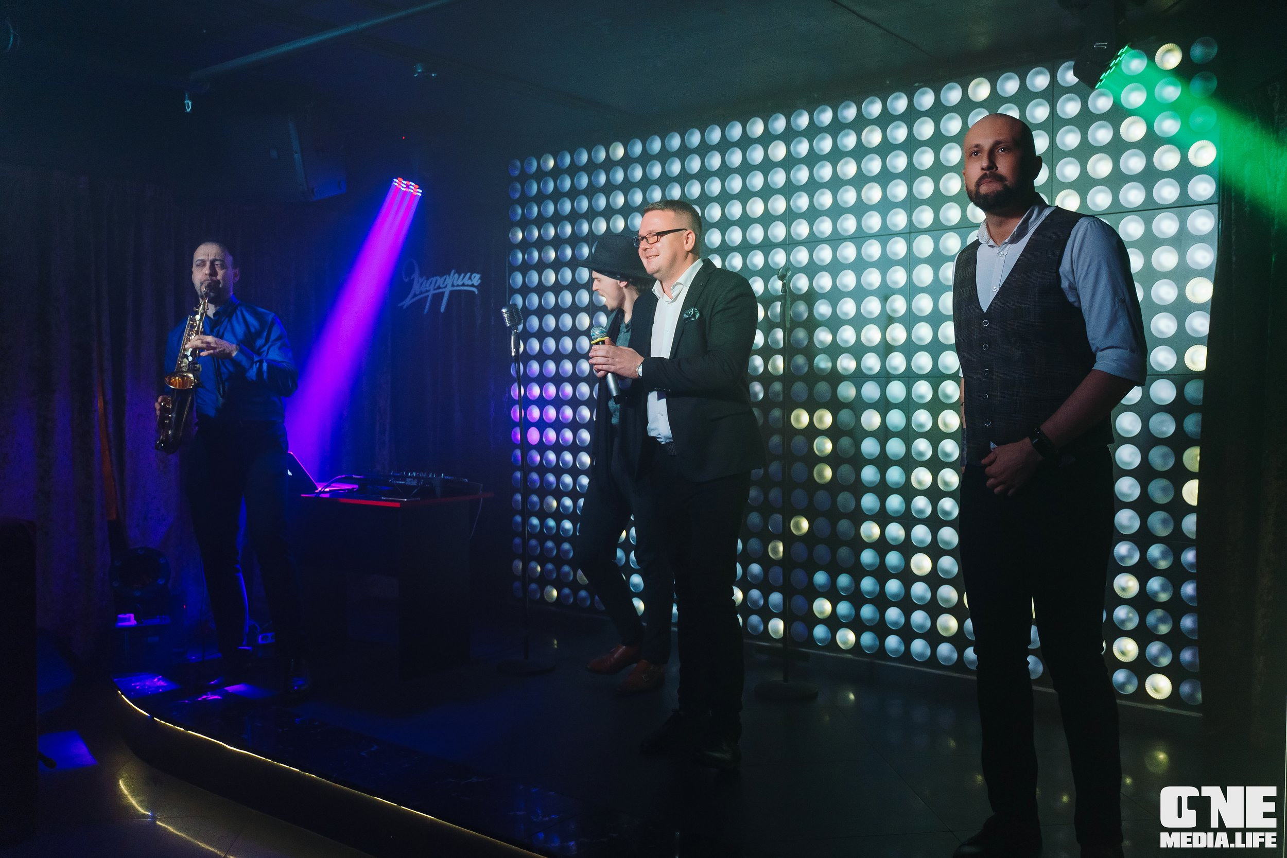 Фоторепортаж из караоке-клуба Эфория. One Media Life: фоторепортажи, фотоотчеты с мероприятий и заведений