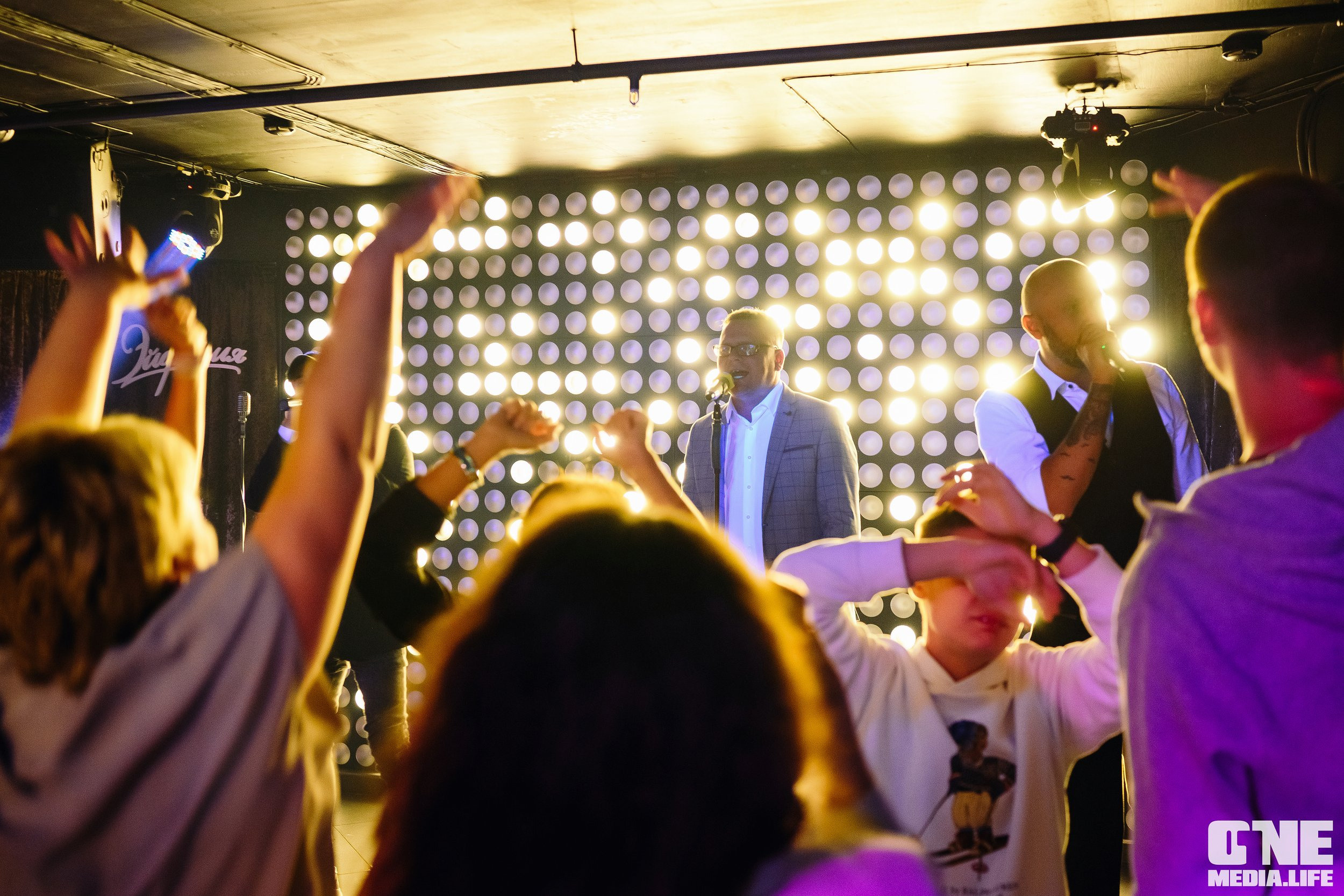 Фоторепортаж из караоке-клуба Эйфория. One Media Life: фоторепортажи, фотоотчеты с мероприятий и заведений