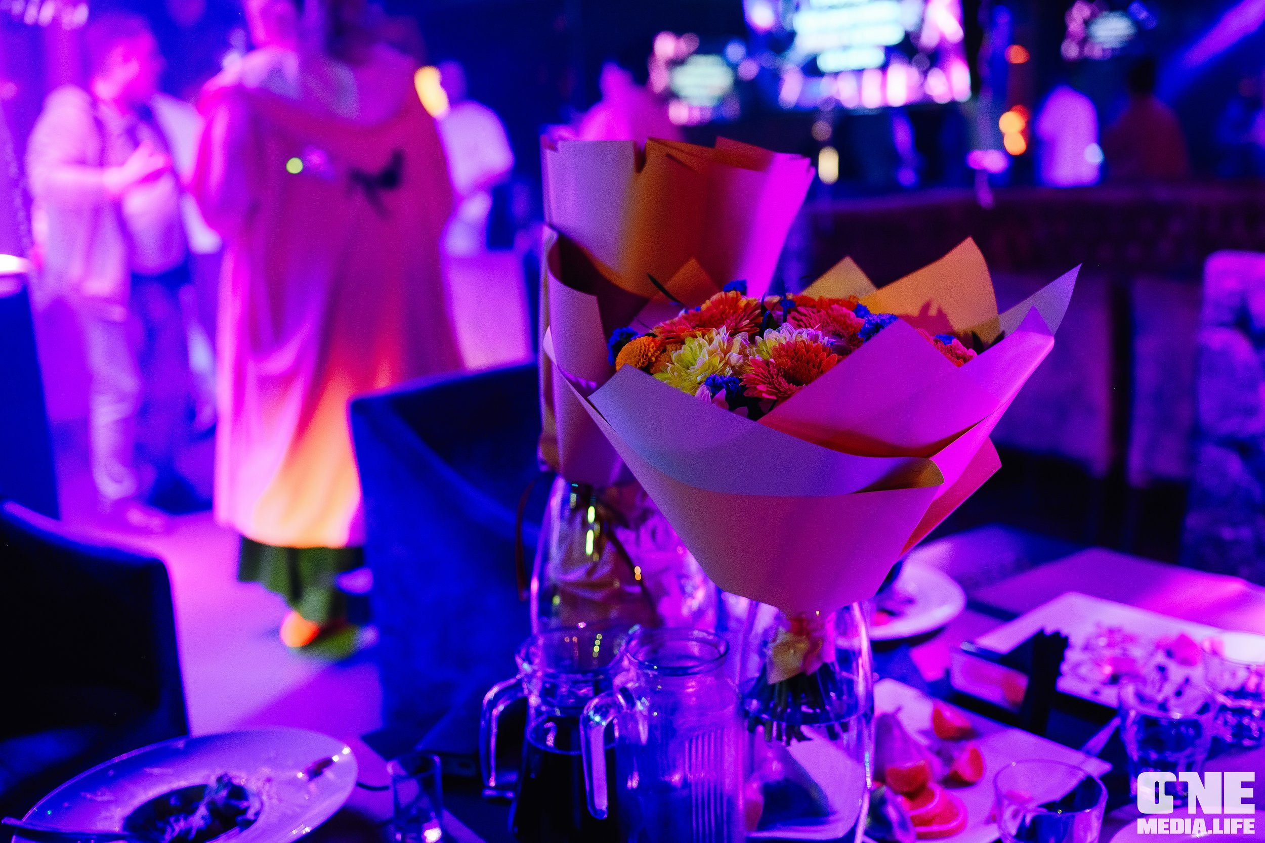 Фотоотчет из караоке-клуба Эйфория. One Media Life: фоторепортажи, фотоотчеты с мероприятий и заведений