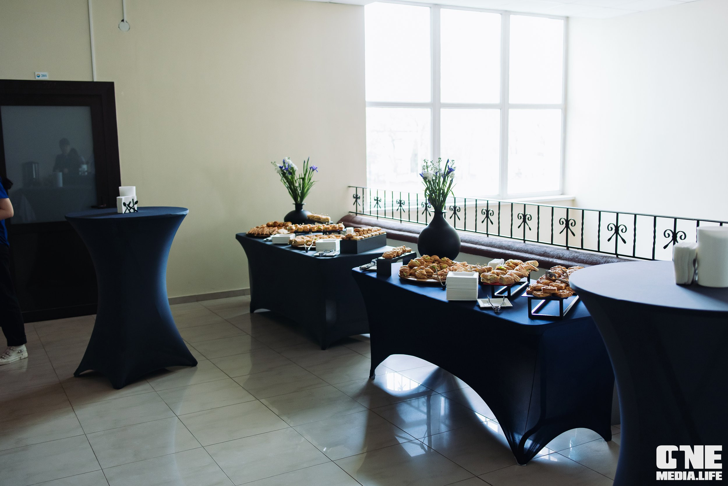 Серия лекция по искусственному интеллекту. One Media Life: фоторепортажи, фотоотчеты с мероприятий и заведений