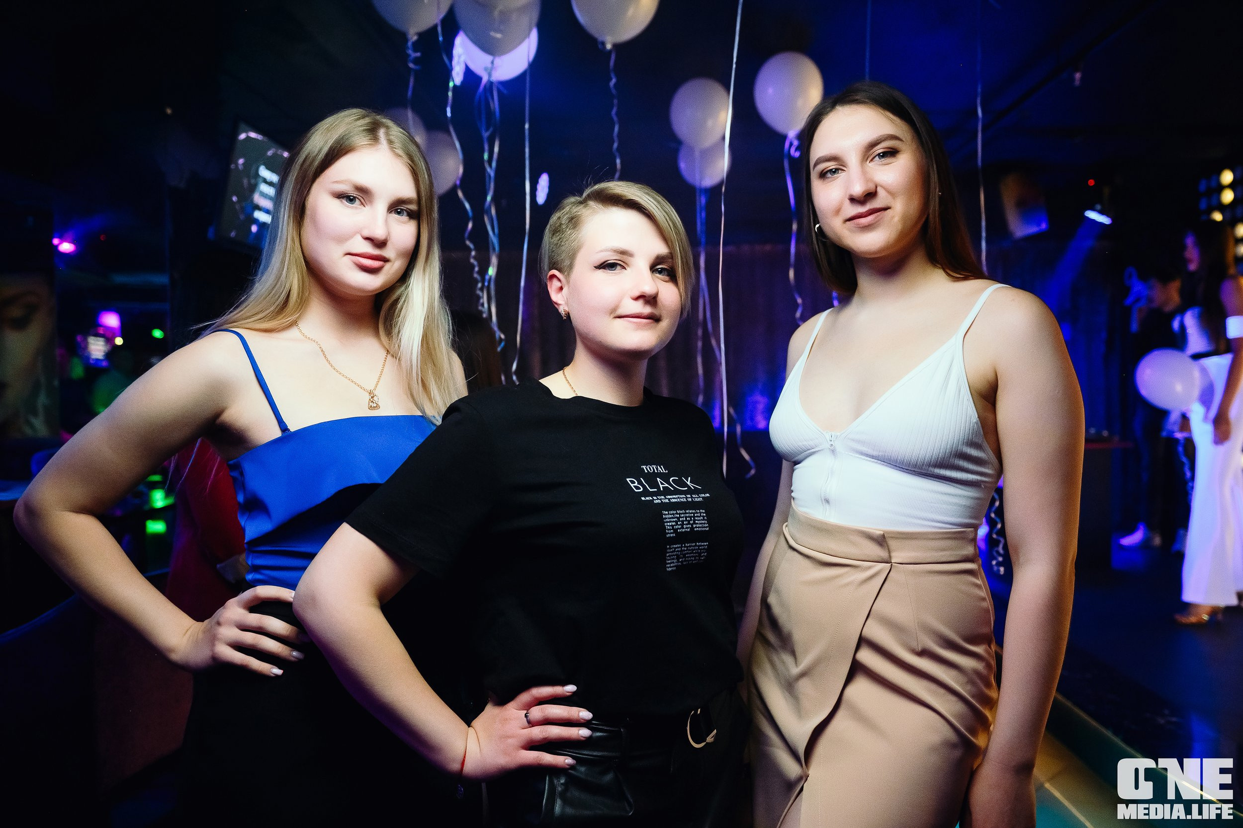 Фотоотчет из караоке-клуба Эйфория. One Media Life: фоторепортажи, фотоотчеты с мероприятий и заведений