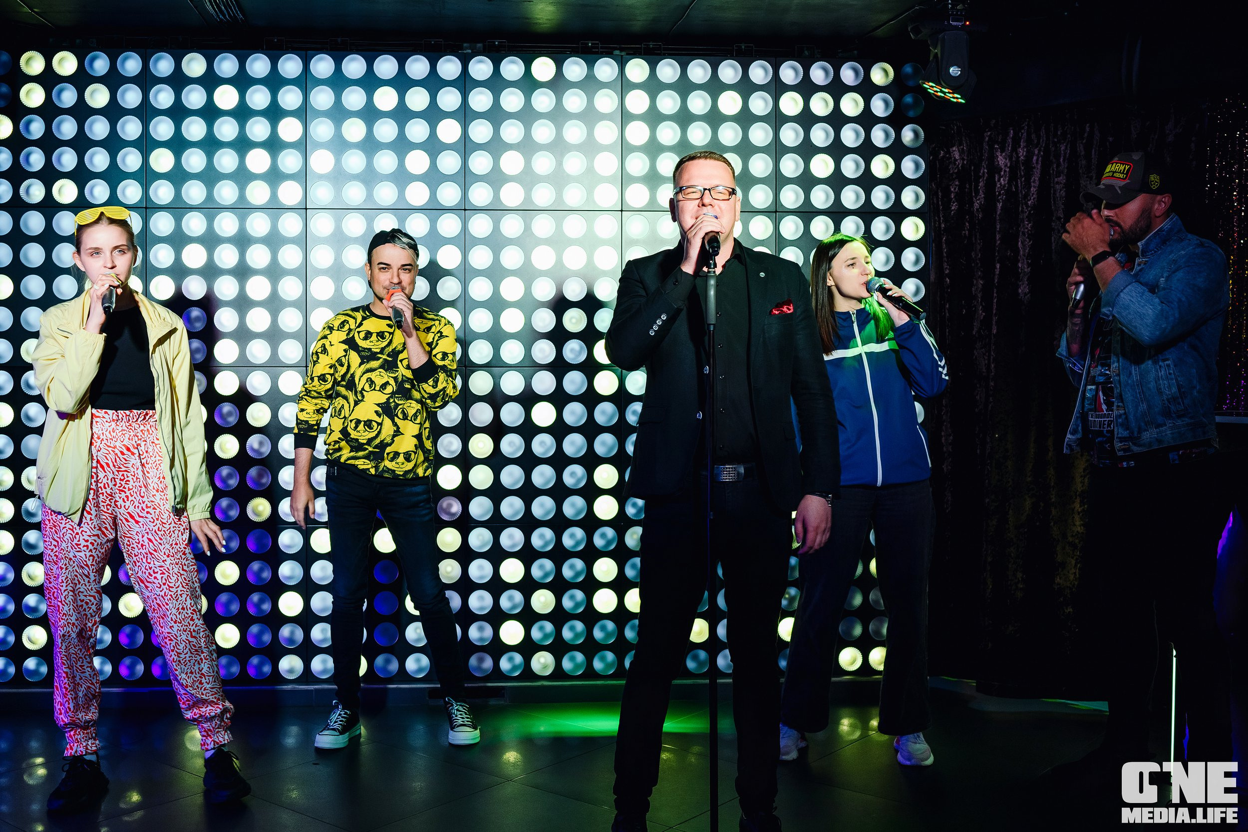 Фоторепортаж из караоке-клуба Эйфория. One Media Life: фоторепортажи, фотоотчеты с мероприятий и заведений