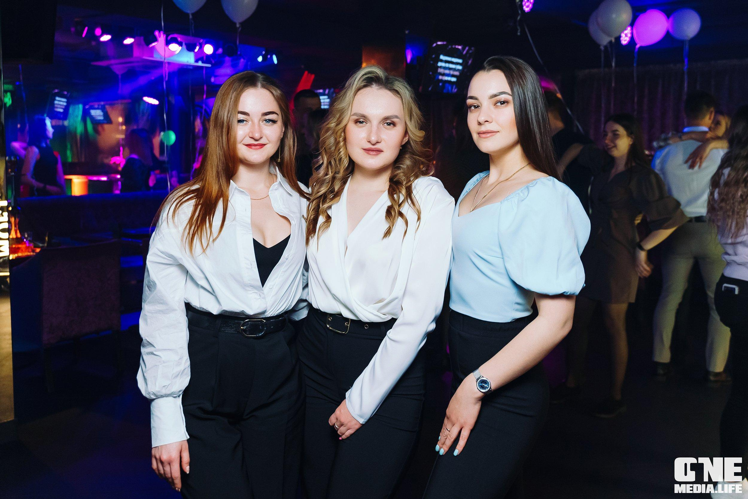 Фоторепортаж из караоке-клуба Эйфория. One Media Life: фоторепортажи, фотоотчеты с мероприятий и заведений