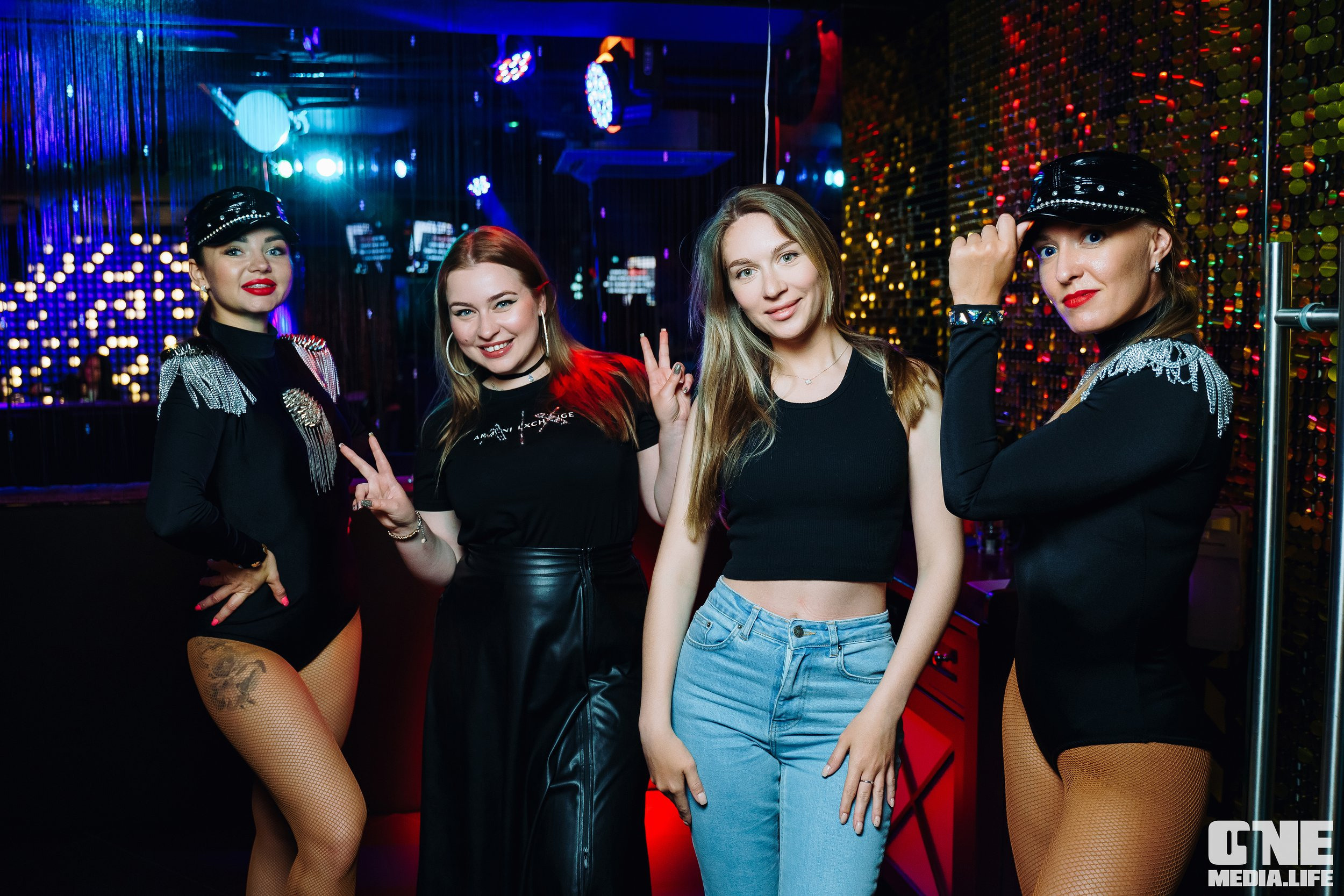 Фоторепортаж из караоке-клуба Эйфория. One Media Life: фоторепортажи, фотоотчеты с мероприятий и заведений