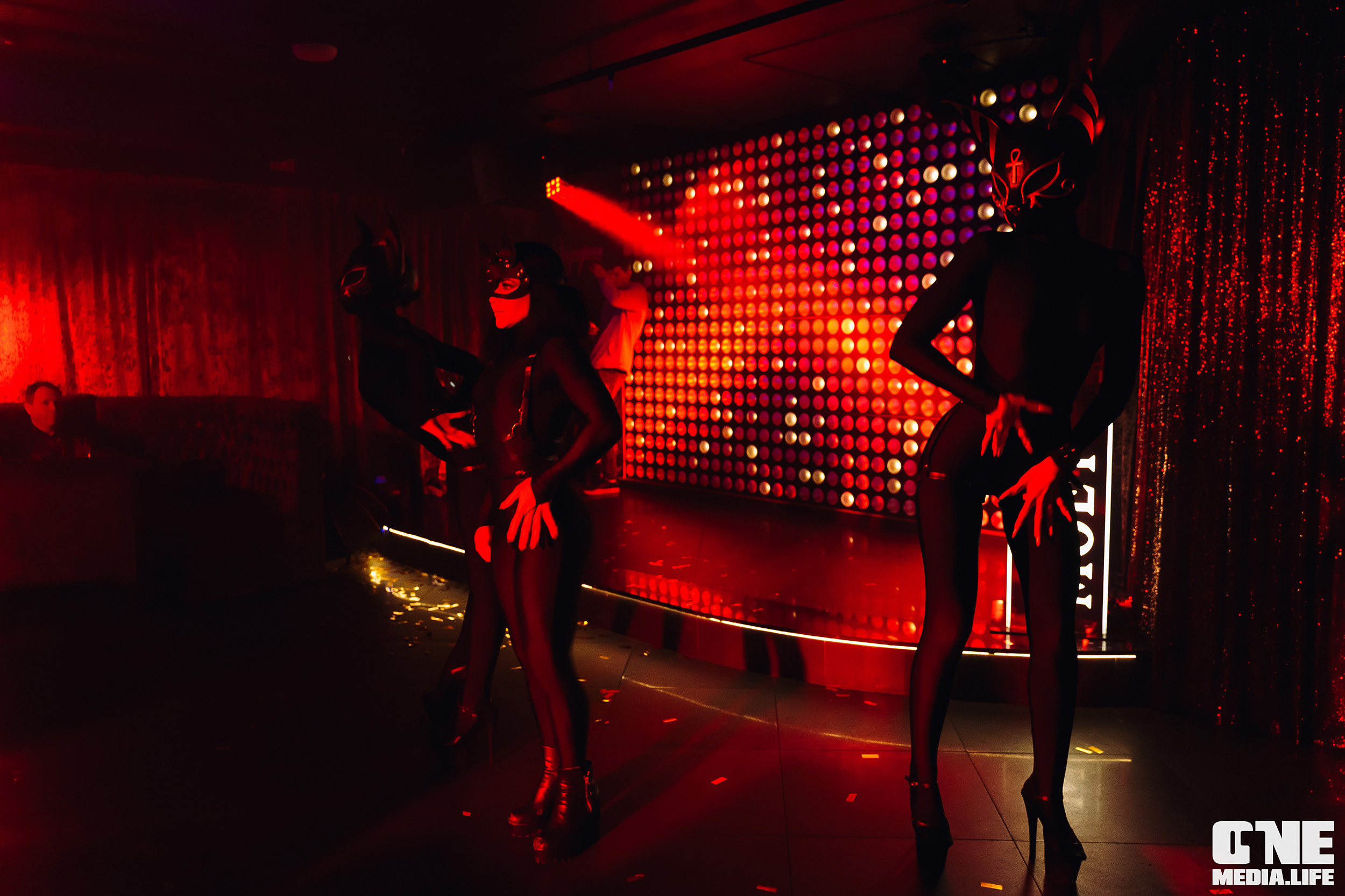 Фоторепортаж из караоке-клуба Эйфория. One Media Life: фоторепортажи, фотоотчеты с мероприятий и заведений