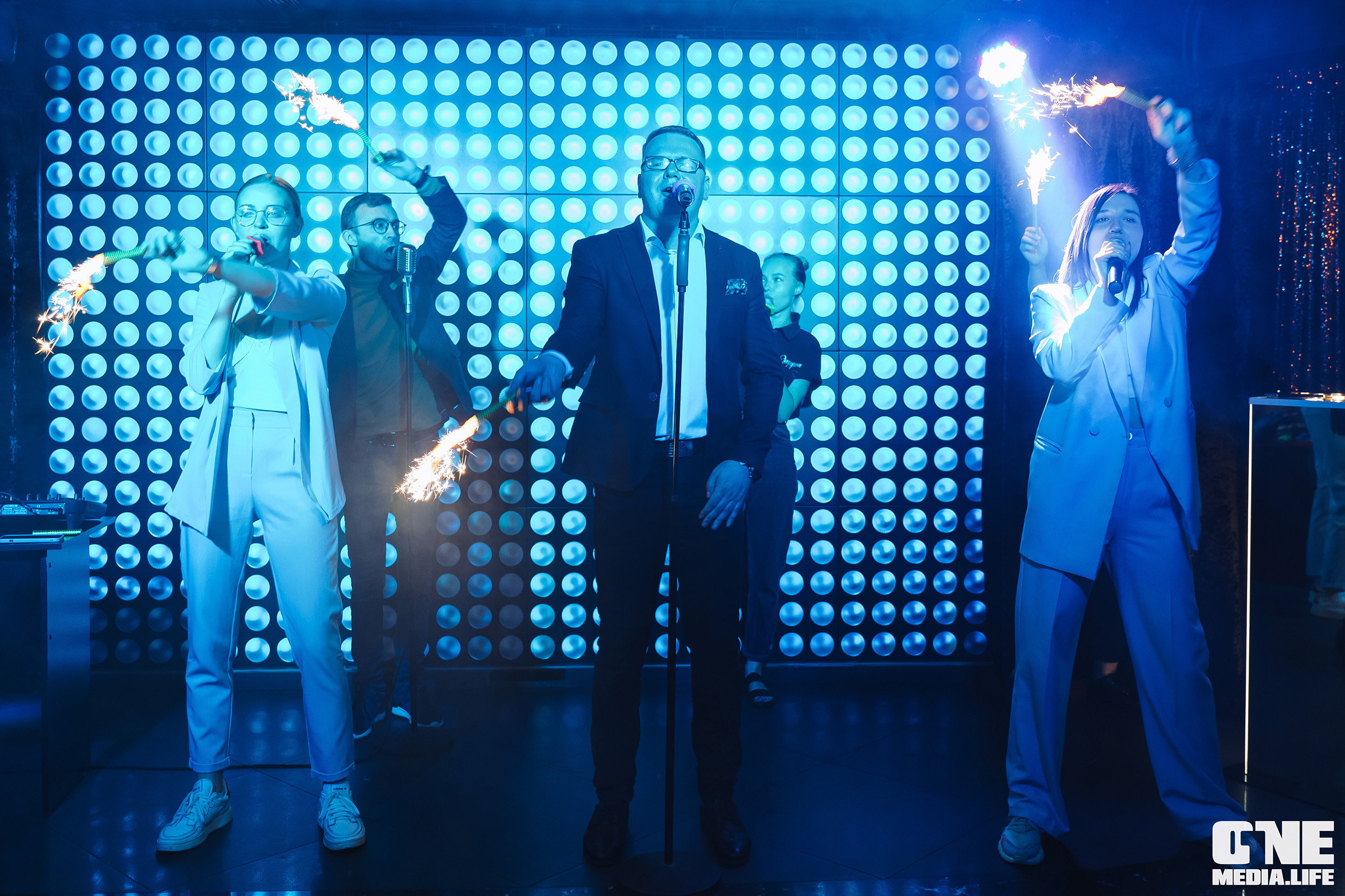 Фоторепортаж из караоке-клуба Эйфория. One Media Life: фоторепортажи, фотоотчеты с мероприятий и заведений