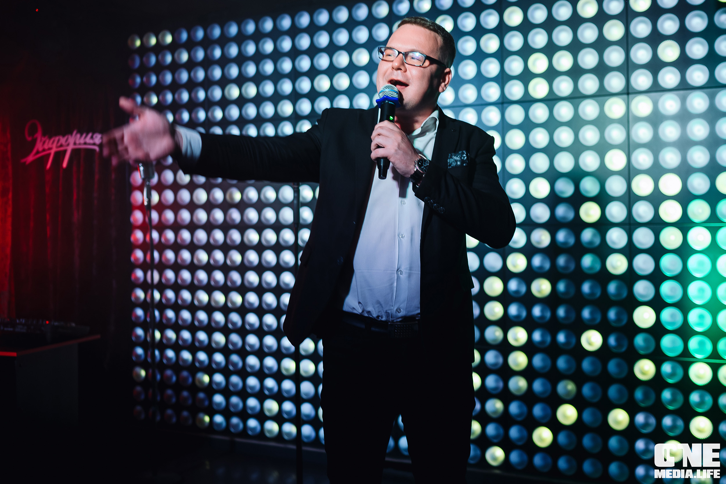 Фоторепортаж из караоке-клуба Эйфория. One Media Life: фоторепортажи, фотоотчеты с мероприятий и заведений