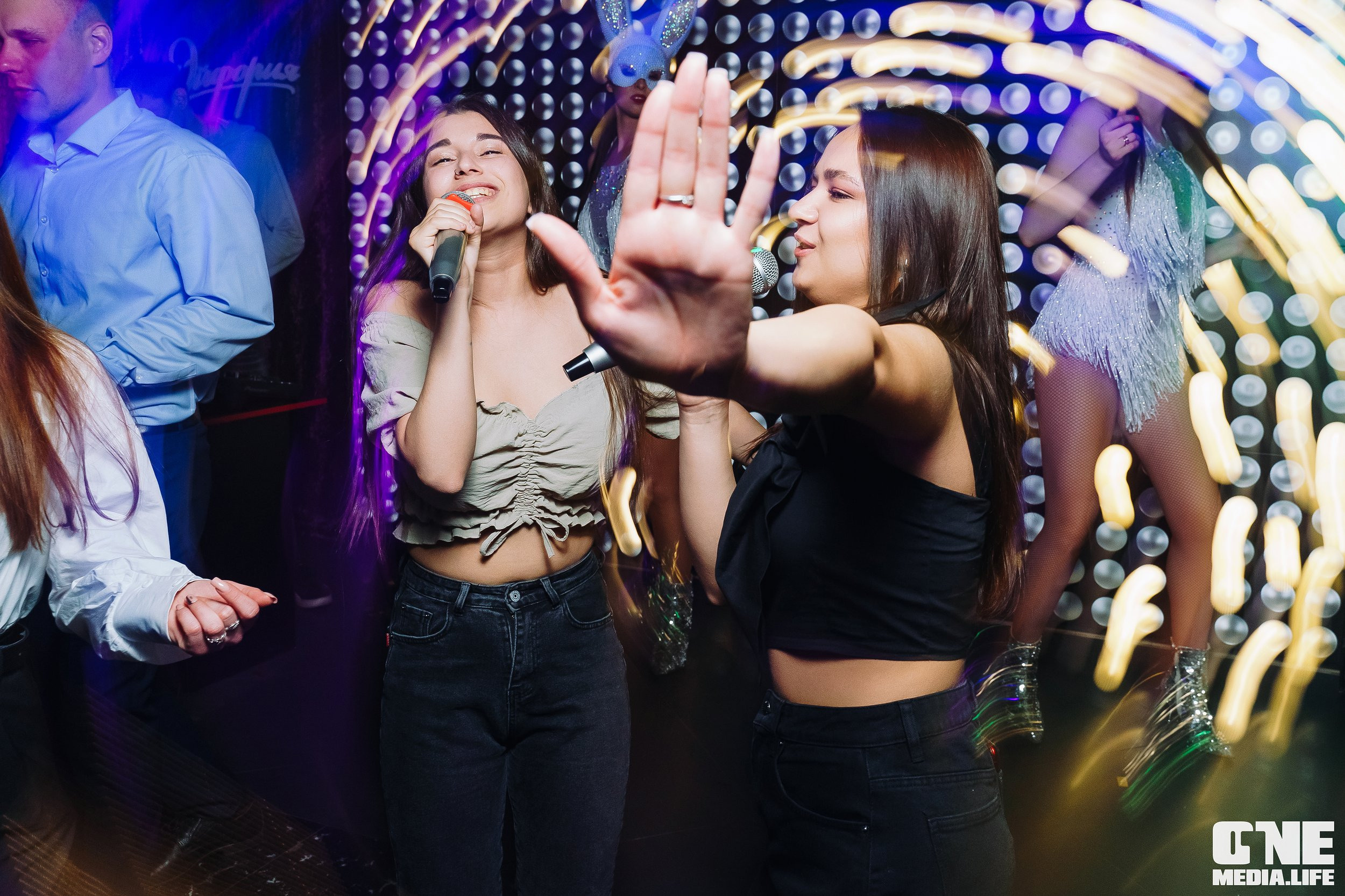 Фоторепортаж из караоке-клуба Эйфория. One Media Life: фоторепортажи, фотоотчеты с мероприятий и заведений