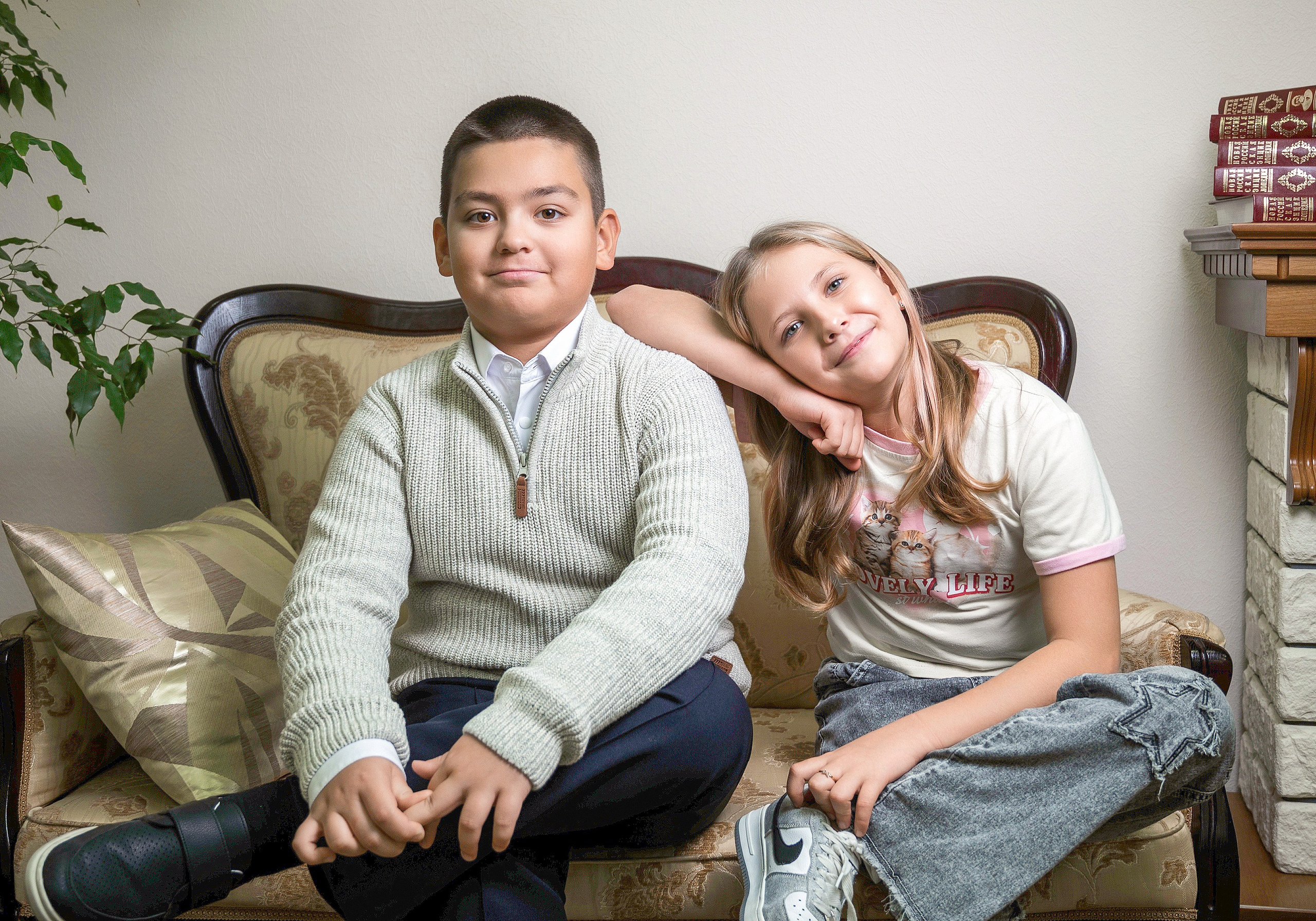 Школьные фото младших классов Нижневартовск | Портфолио фотографа. AR-t студия «Альбом+», г. Нижневартовск