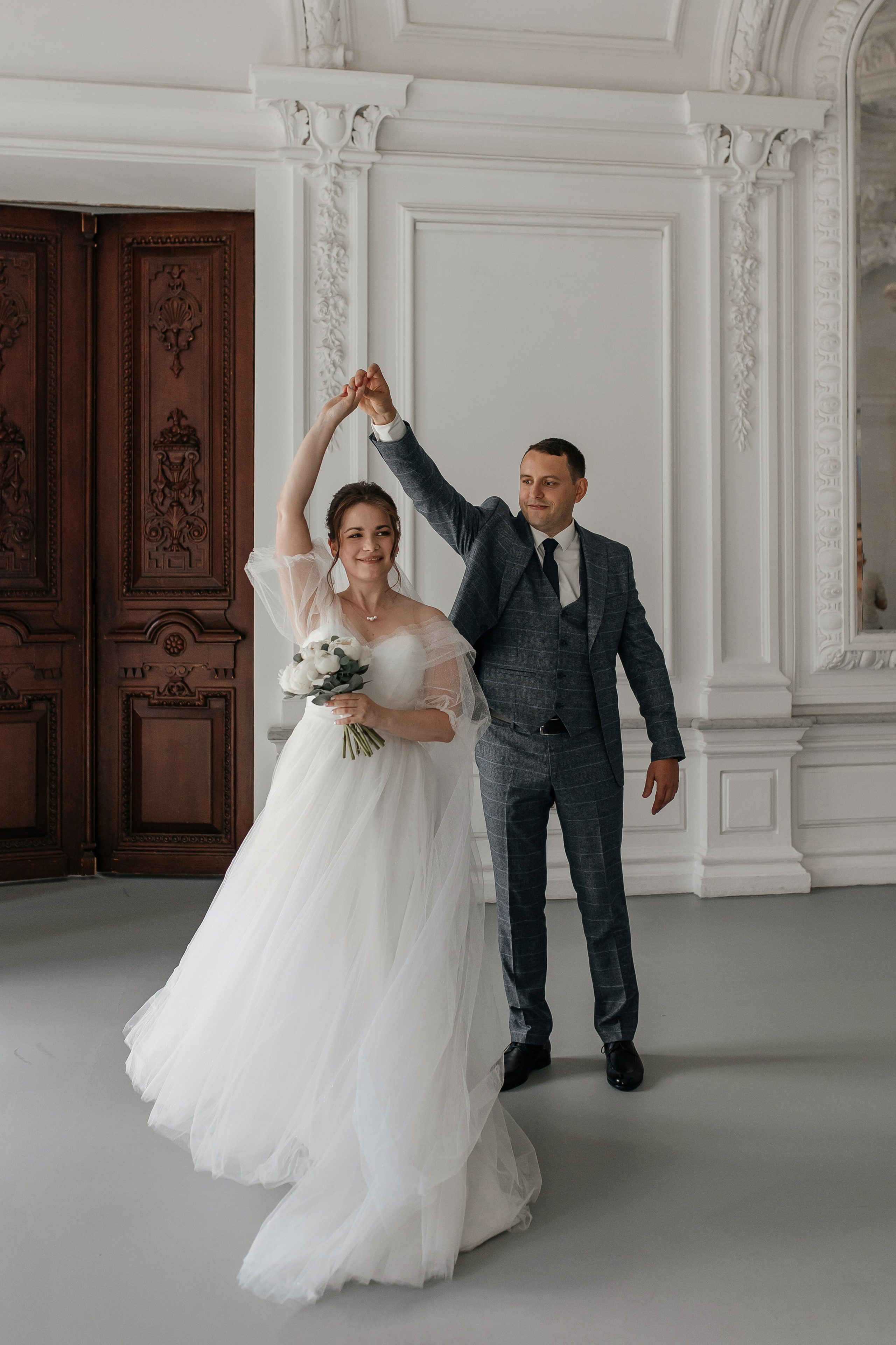 свадебная фотосессия в особняке спиридонова