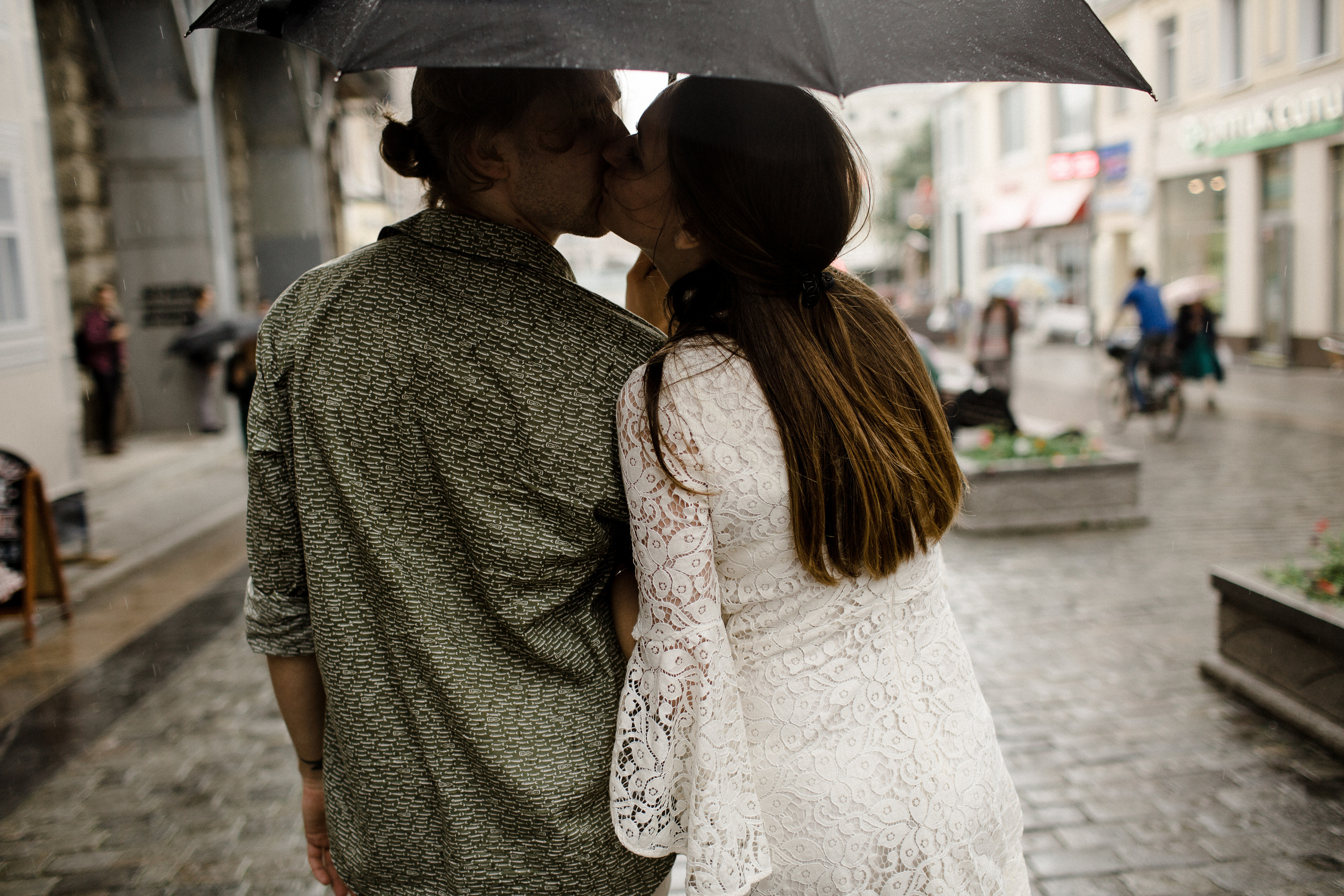 А просто летний дождь прошёл. Фотограф Аня Безяева