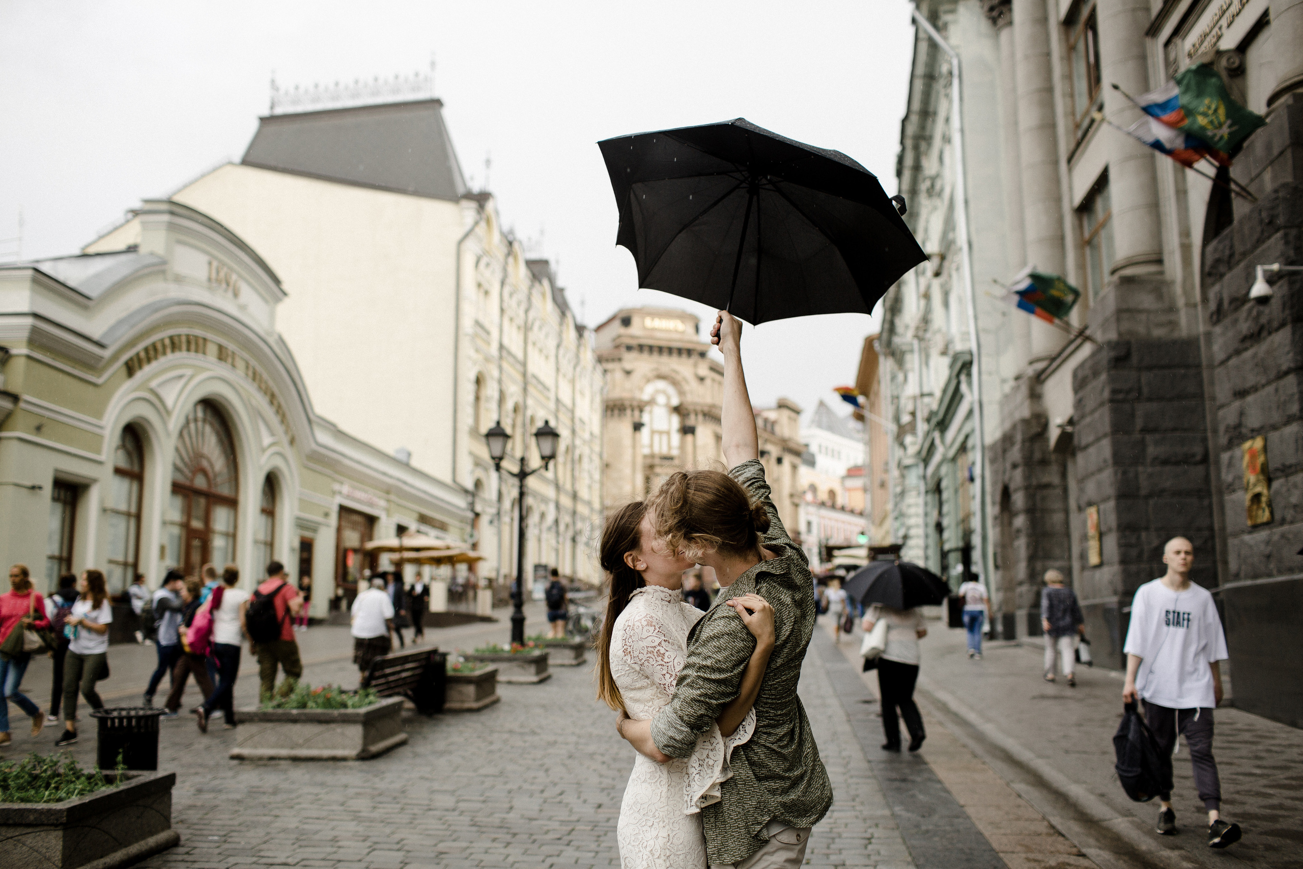 А просто летний дождь прошёл. Фотограф Аня Безяева