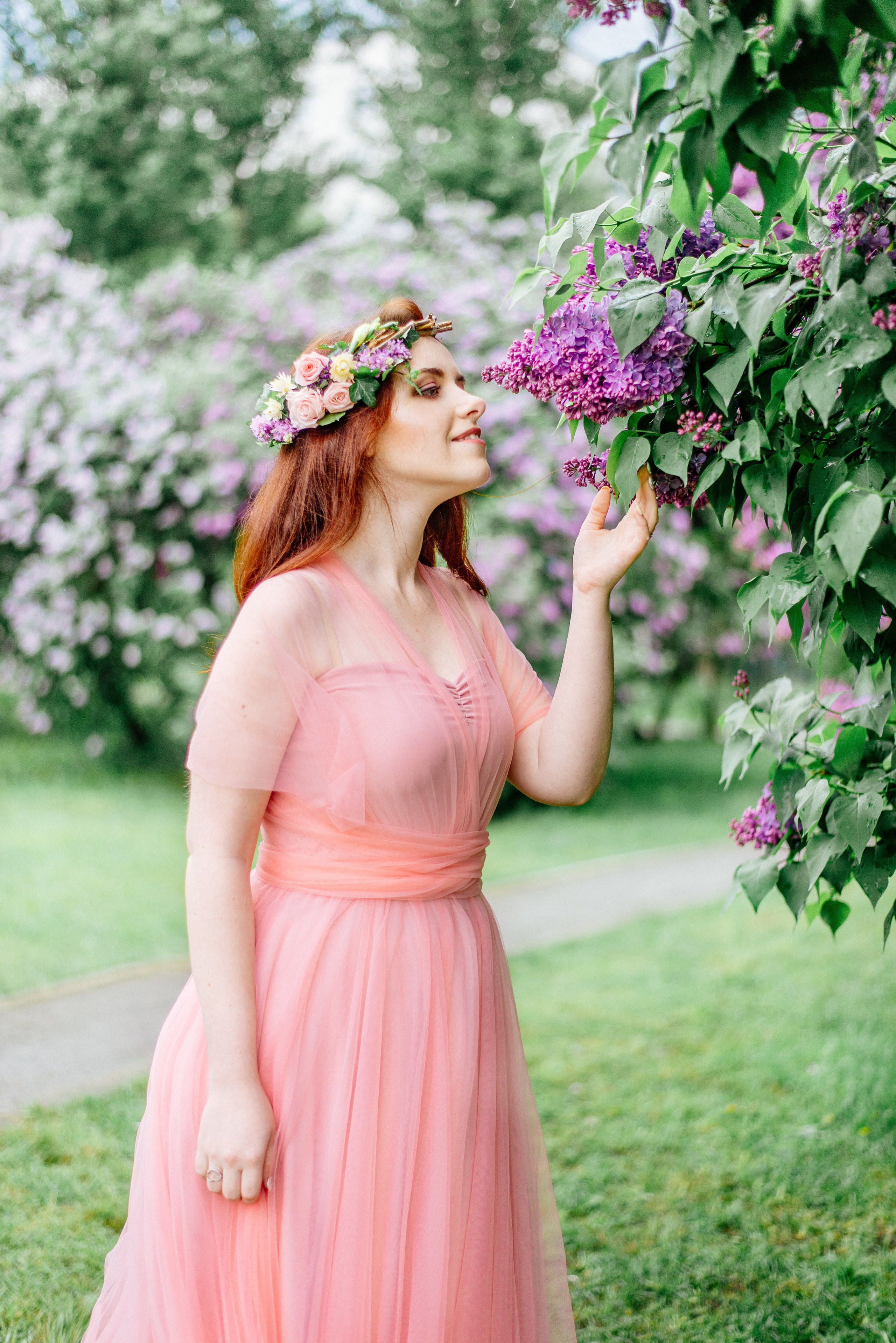 Фотосессия в цветущих садах. Семейный и свадебный фотограф Семенова Инна