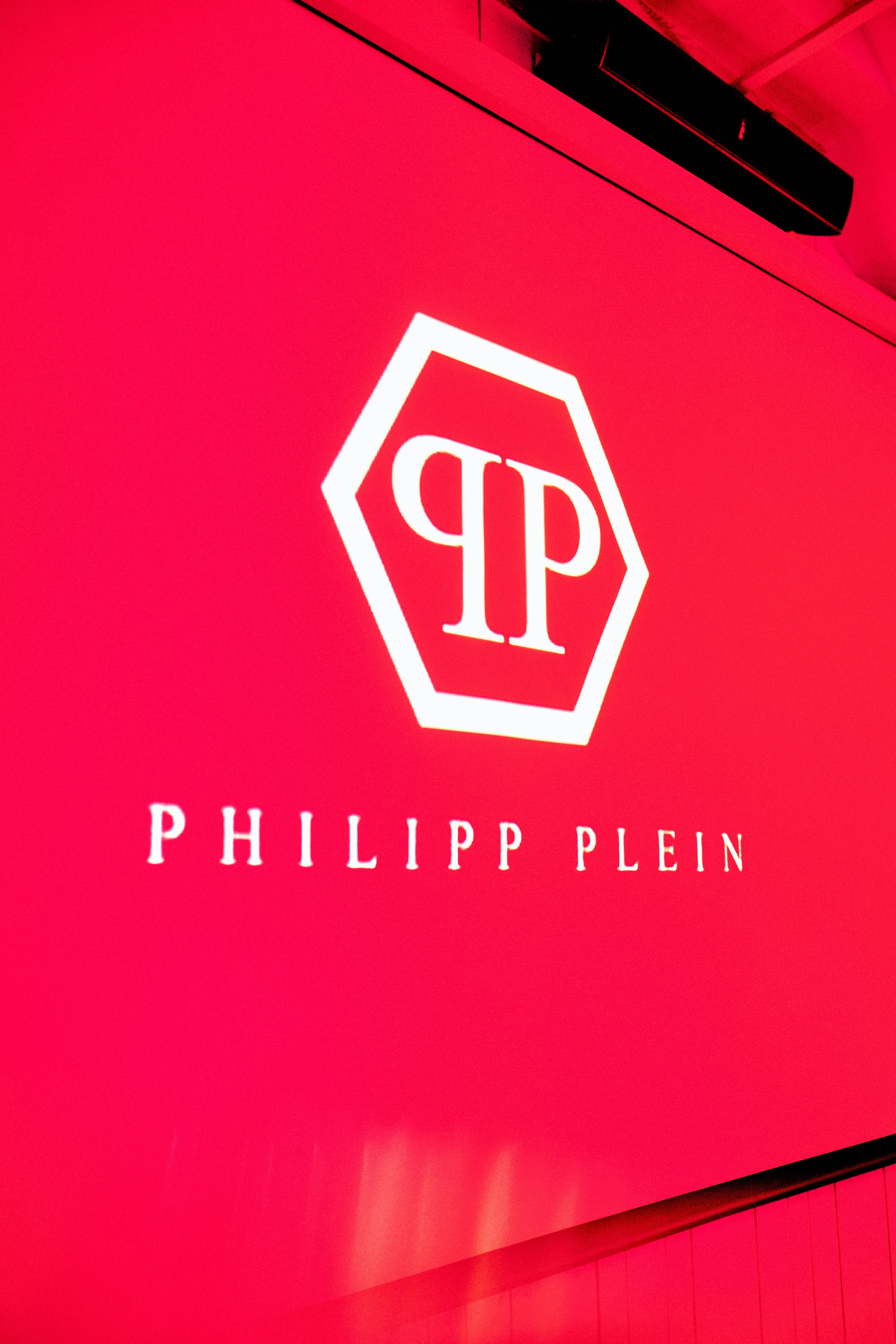 Фотограф на мероприятие в Москве, заказать услуги фотосъёмки — Цены и стоимость услуг профессионального фотографа мероприятий