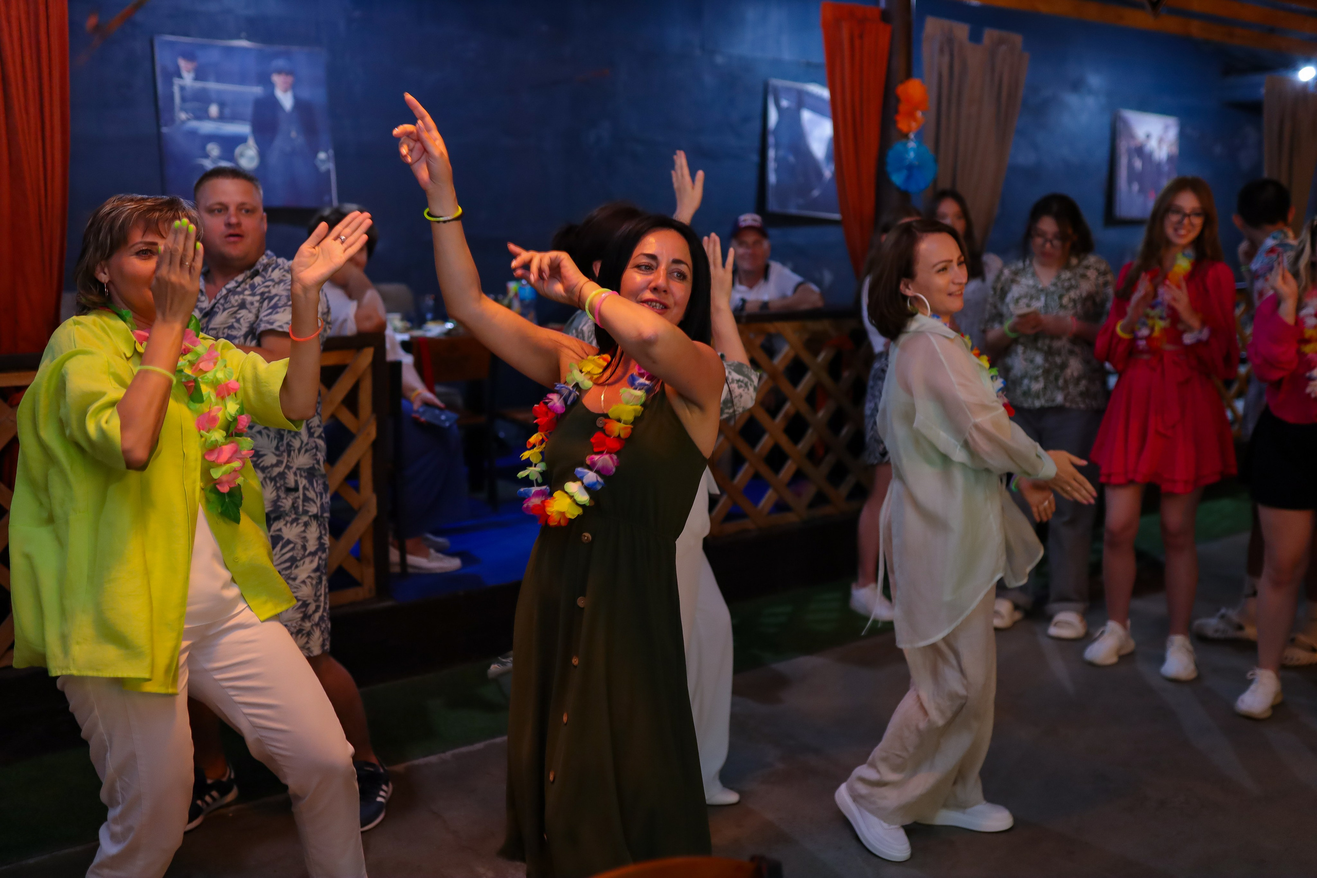 Выпускники. Фотограф в Жезказгане. Графический дизайнер