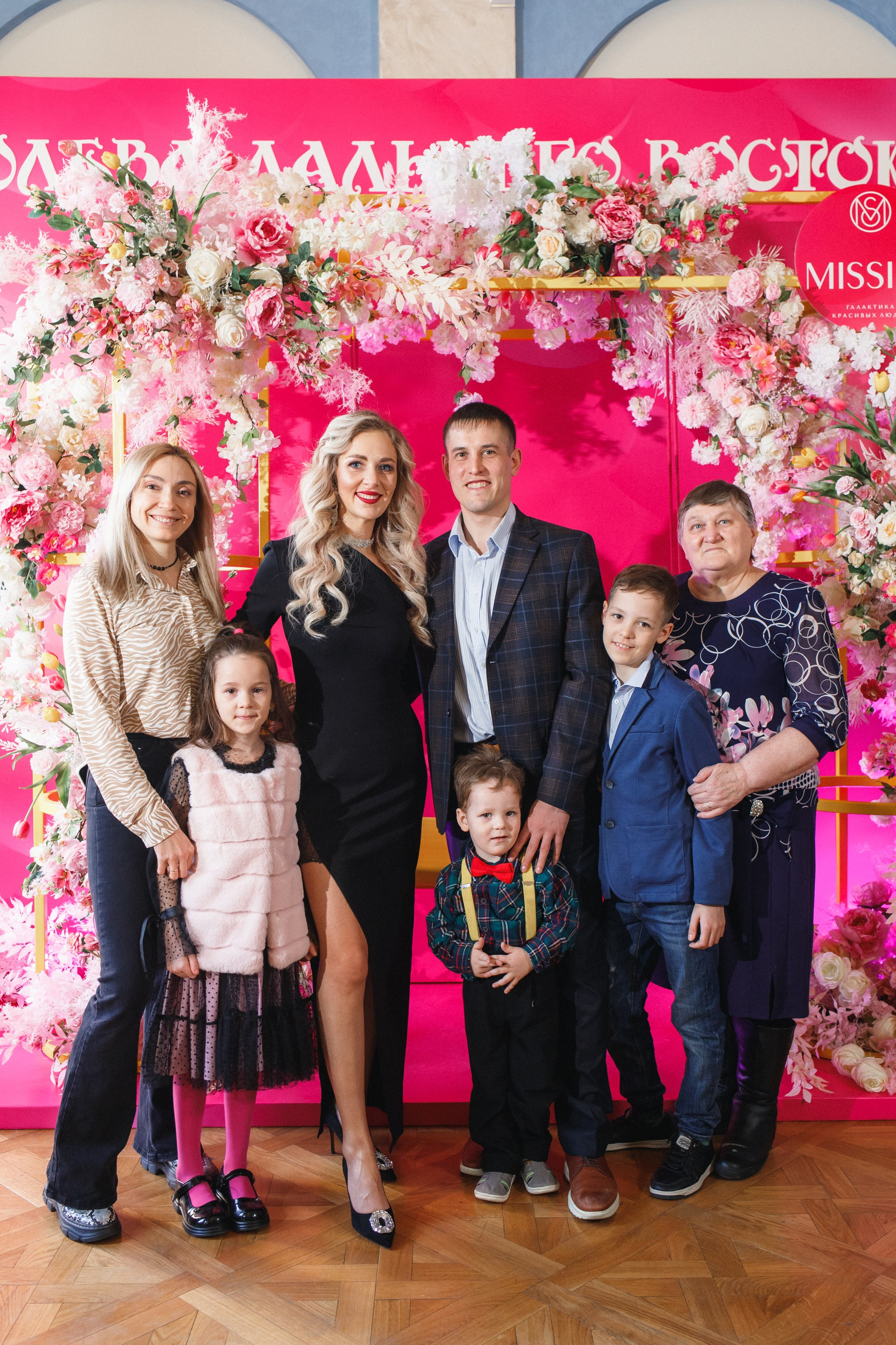 КОРОЛЕВА ДВ 2024 (ФИНАЛ. ЧАСТЬ I). СВОИ. ФОТООТЧЕТЫ-СОБЫТИЯ-МЕСТА