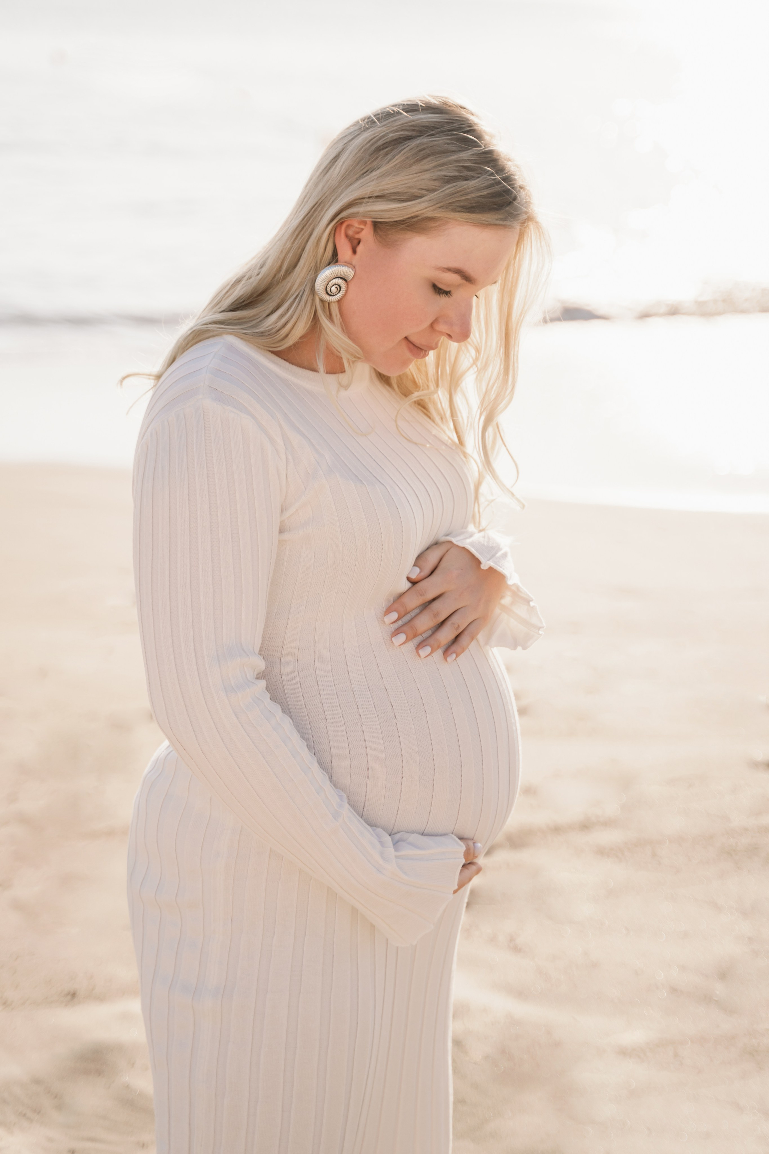 Family photographer in abu dhabi dubai sharjah fujeirah