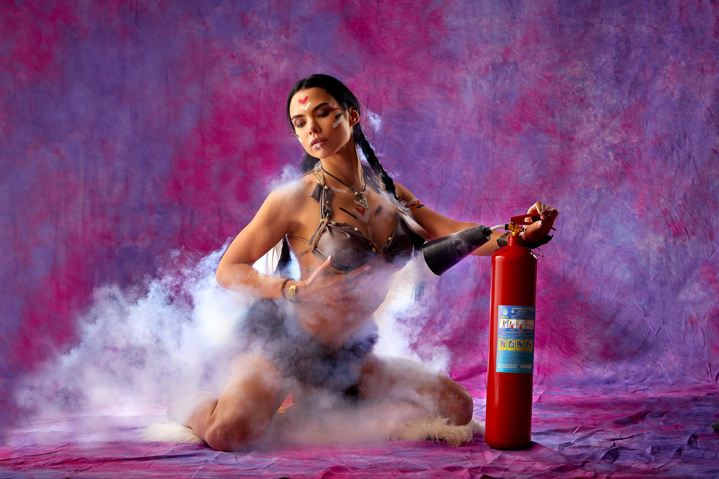 Деловая фотосъемка, предметная, студийный портрет. Рекламная фотосессия. ФОТОуслуги для бизнеса, имиджевая фото-видео съемка. Фотограф, фотопроекты Михаила Семенова в Ярославле. Фотошкола