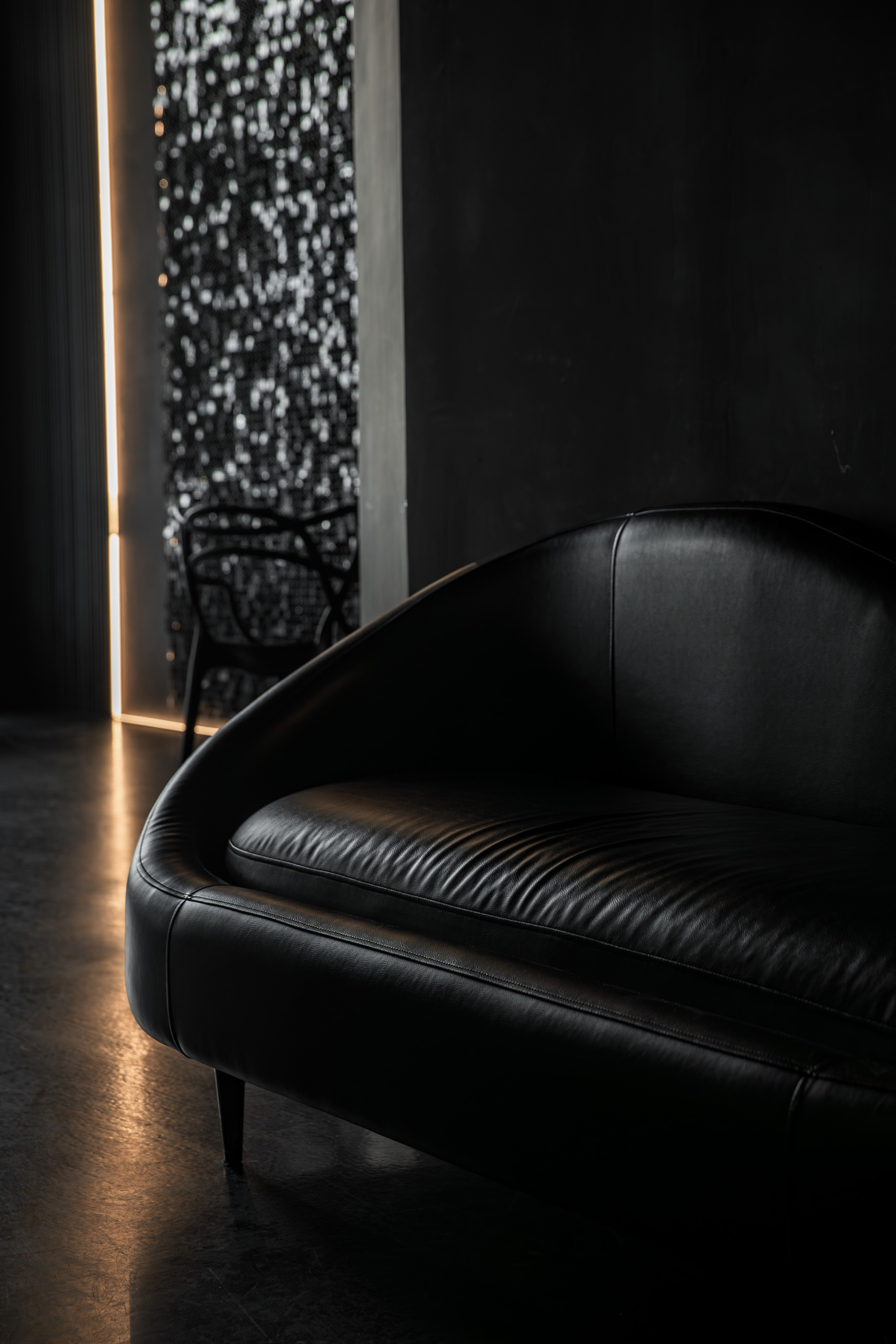 Mr. Black (лето). Аренда лофта в СПб для мероприятий