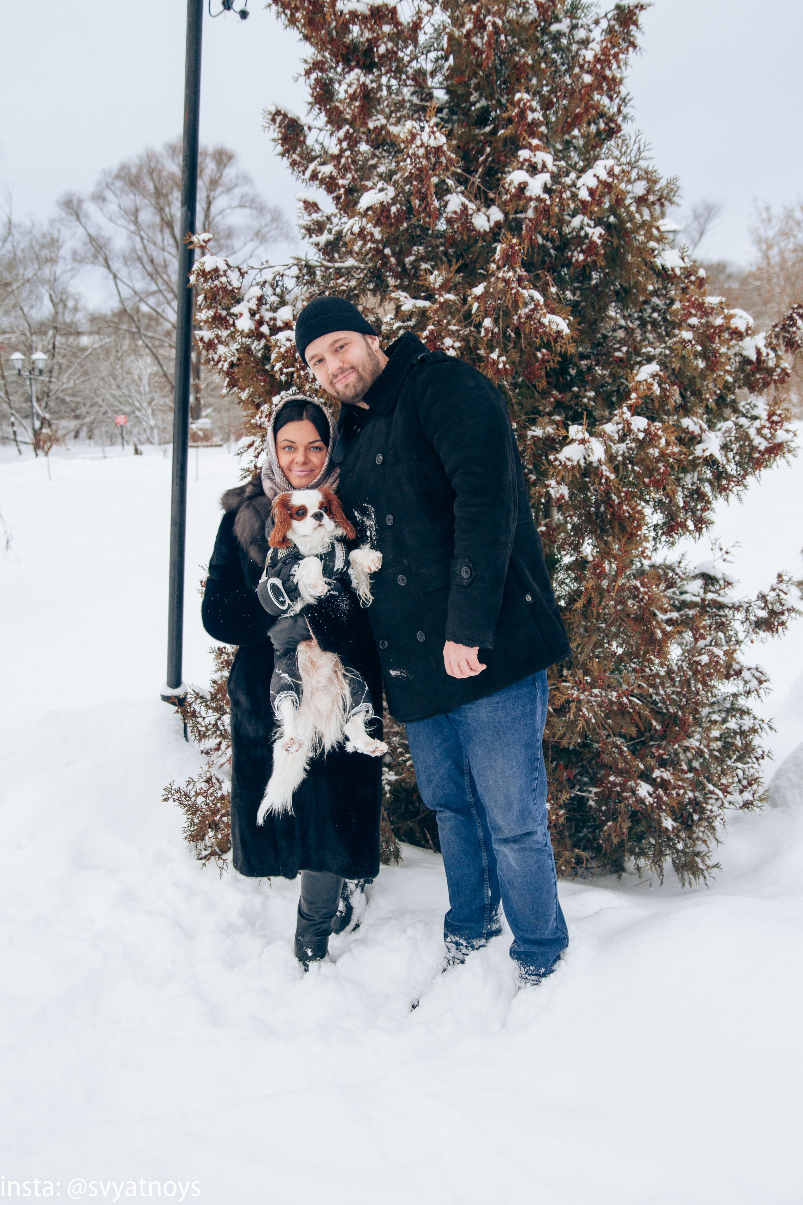 Фотосессия Людмилы, Алексея и Симбы. Портретный и свадебный фотограф в Москве Сергей Святной