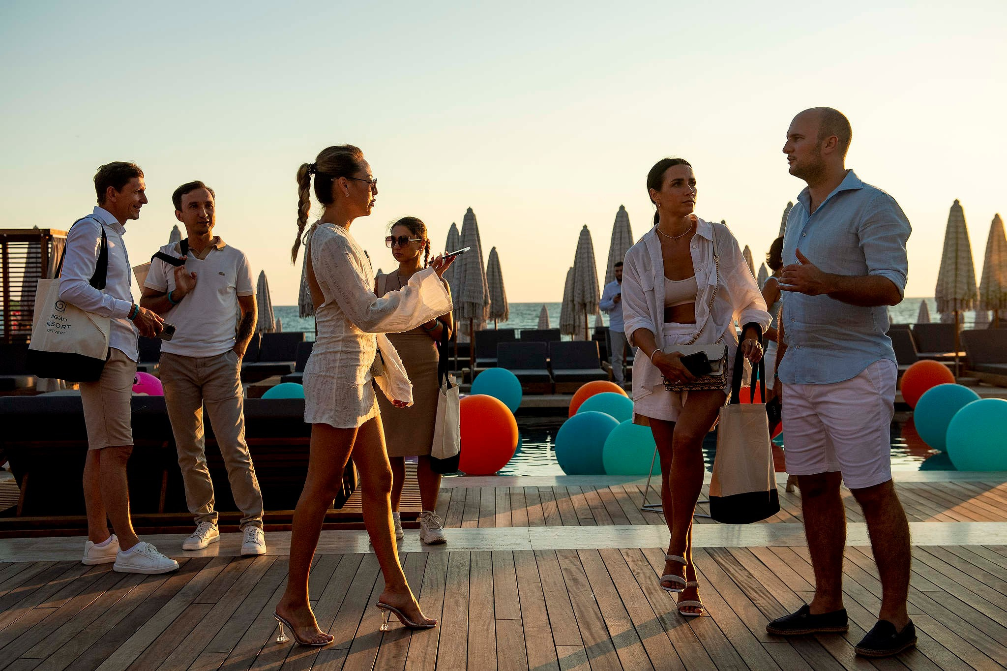 Брокеры пришли на вечеринке для брокеров краснодарского девелопера Astrum Group в рамках проекта возведения гостиничного комплекса Alean Resort Montvert в Сочи. Съемка для компании Astrum Group в 2024 году.