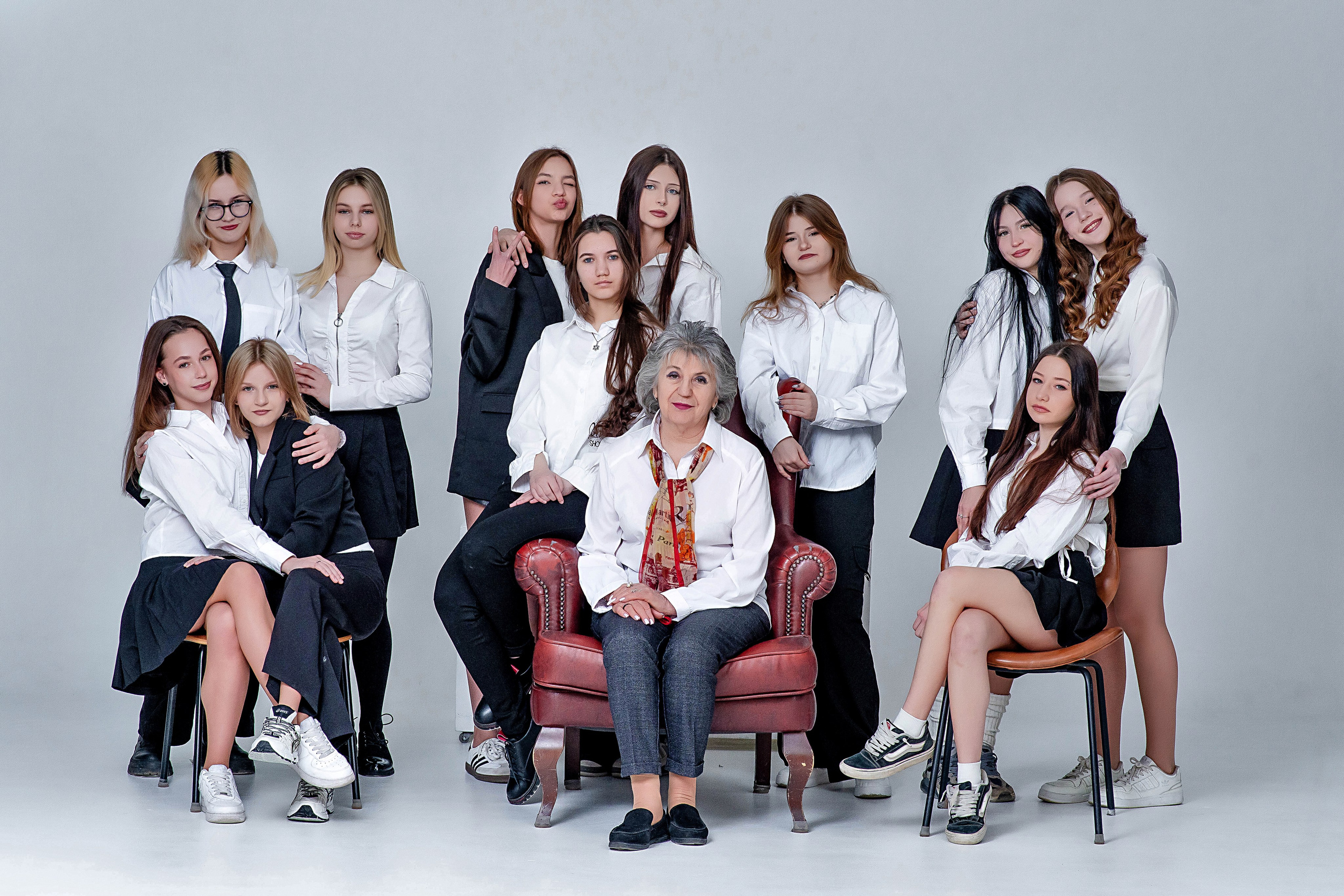 Выпускные (школьные) альбомы (книги) в Ростове-на-Дону. Современные Выпускные Альбомы в Ростове-на-Дону