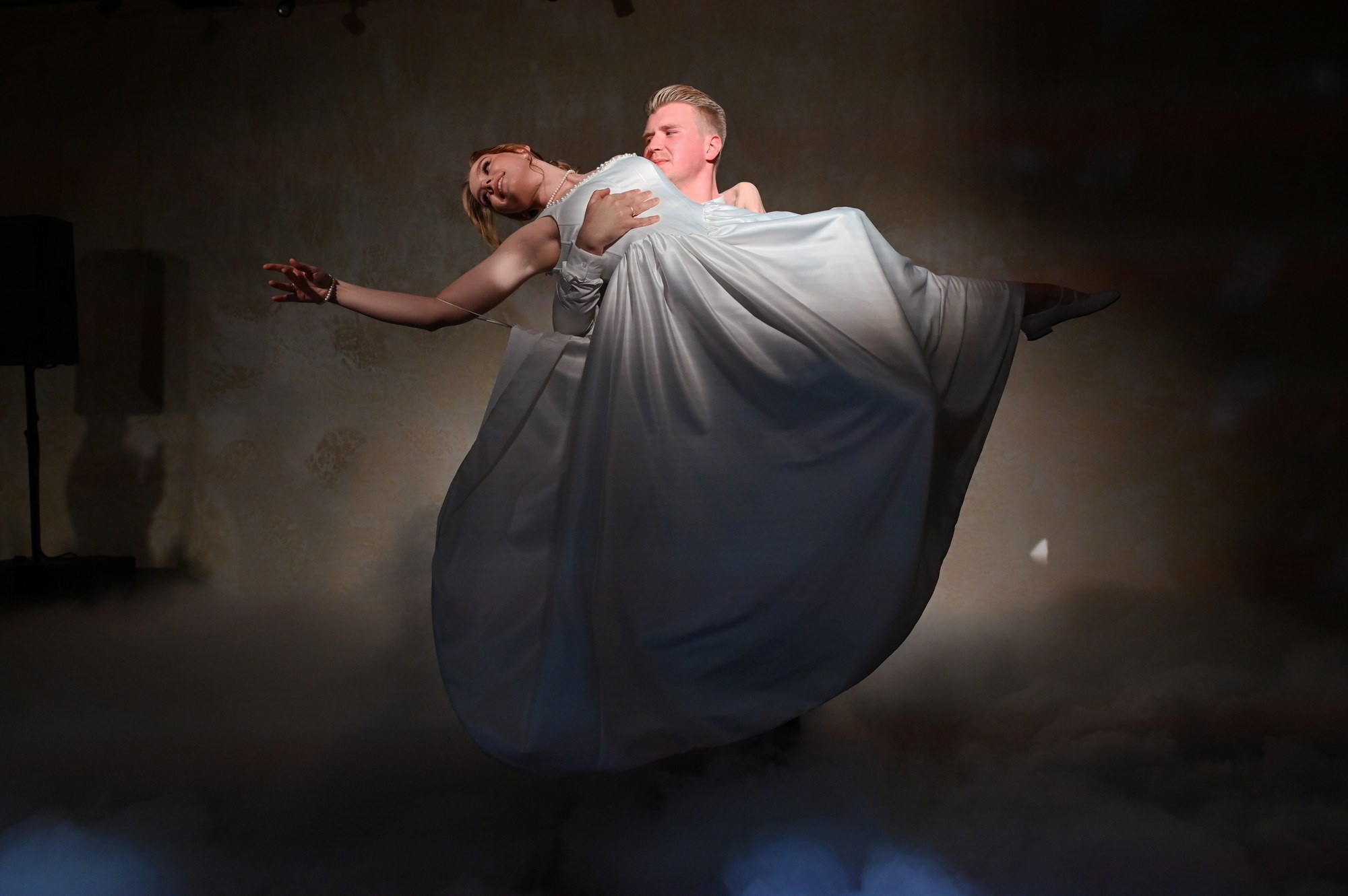 Фотожурналист на свадьбе: когда кадры становятся историей. Документальный фотограф Сергей Вдовин