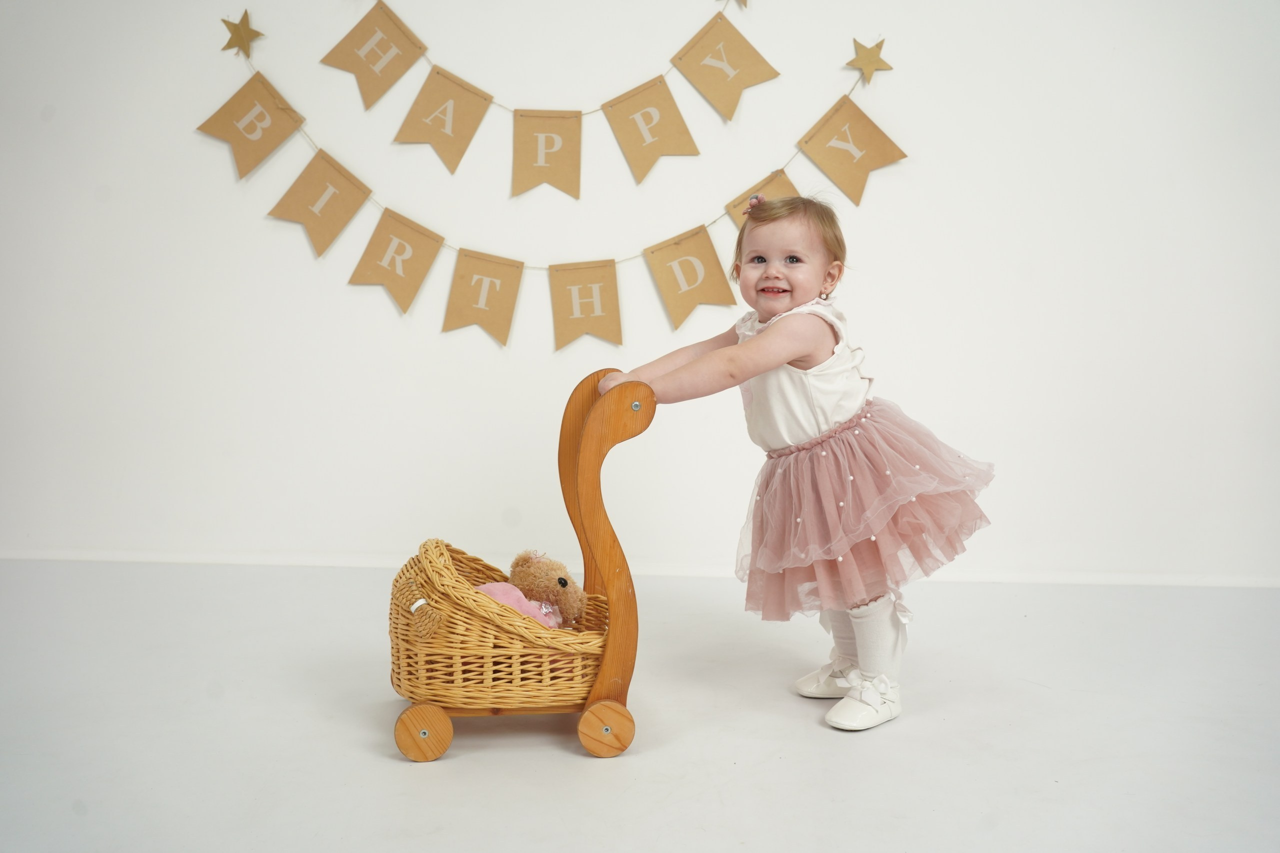 Фотоссесия на Годик для Девочки. Детская Фотостудия ГОДОВАСИКИ в Санкт-Петербурге фотосесия на годик