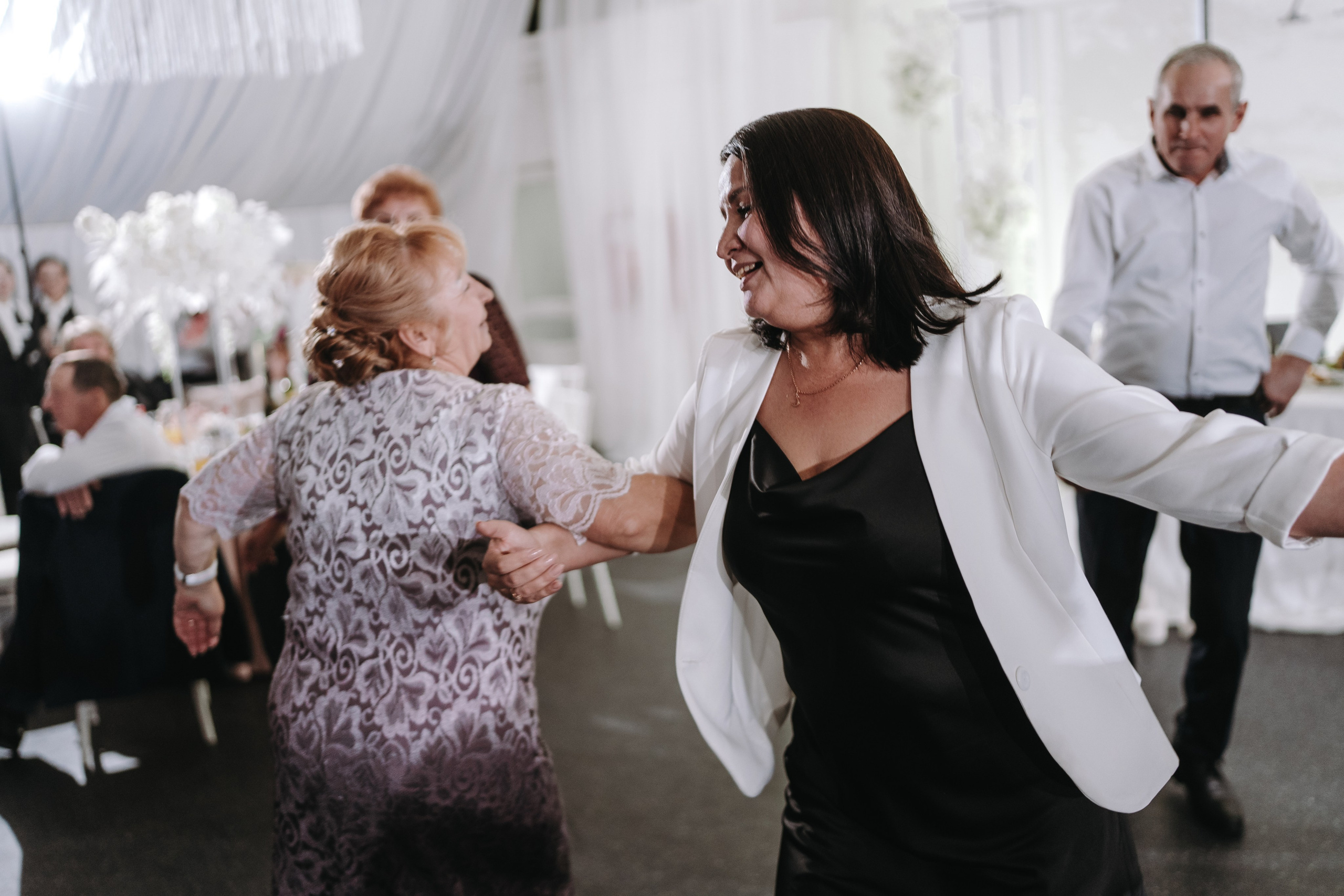 ГОСТИНИЦА АГИДЕЛЬ, ФОТОСТУДИЯ МОНОХРОМ, РЕСТОРАН ПРАВДА ХОЛЛ, ВЕДУЩИЙ АНДРЕЙ ОГНЕВ УФА